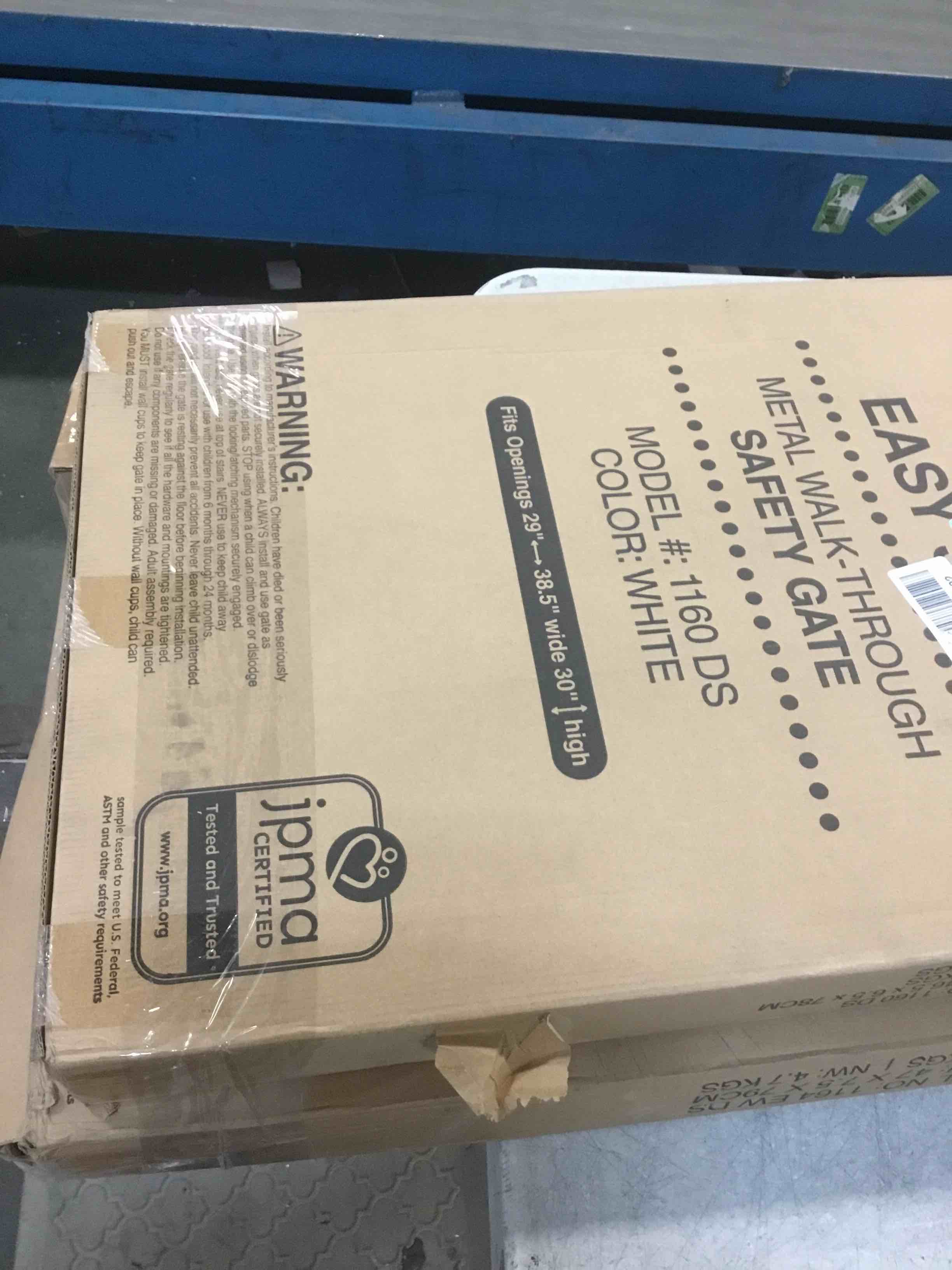 https://s3.amazonaws.com/lotting-images-prod/bidfta/PPE1894398_1733951523593.jpeg
