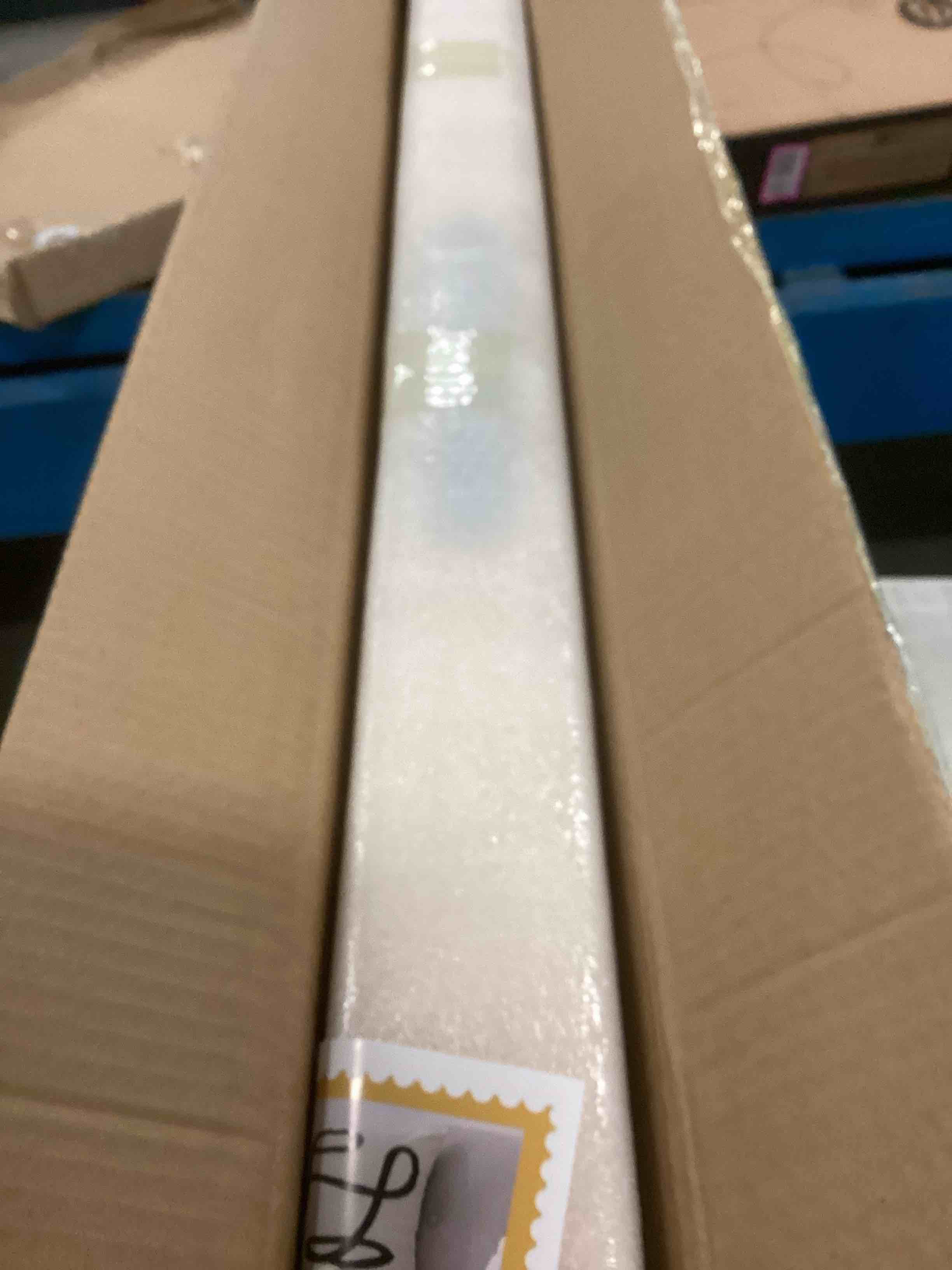 https://s3.amazonaws.com/lotting-images-prod/bidfta/PPE1895382_1734636646040.jpeg