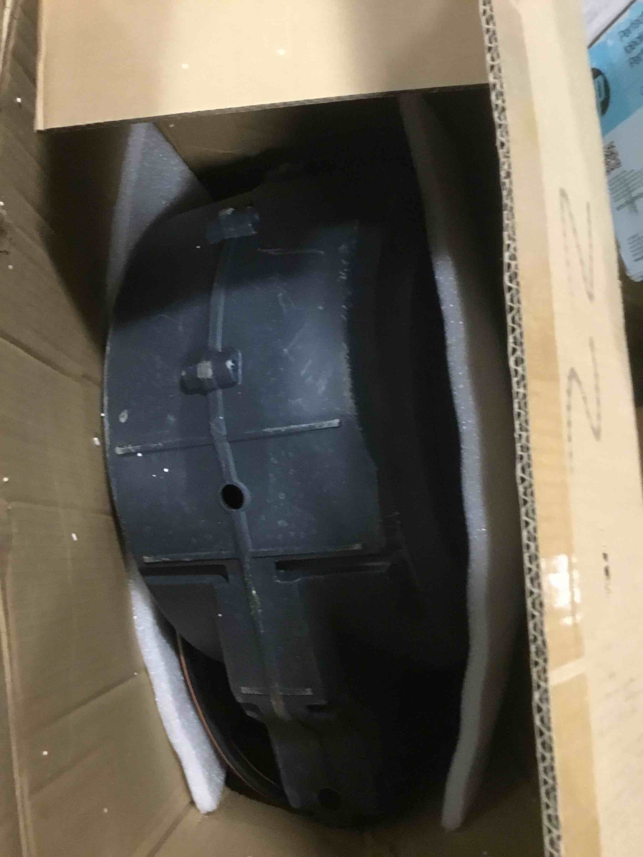 https://s3.amazonaws.com/lotting-images-prod/bidfta/PPE1895408_1734610751531.jpeg
