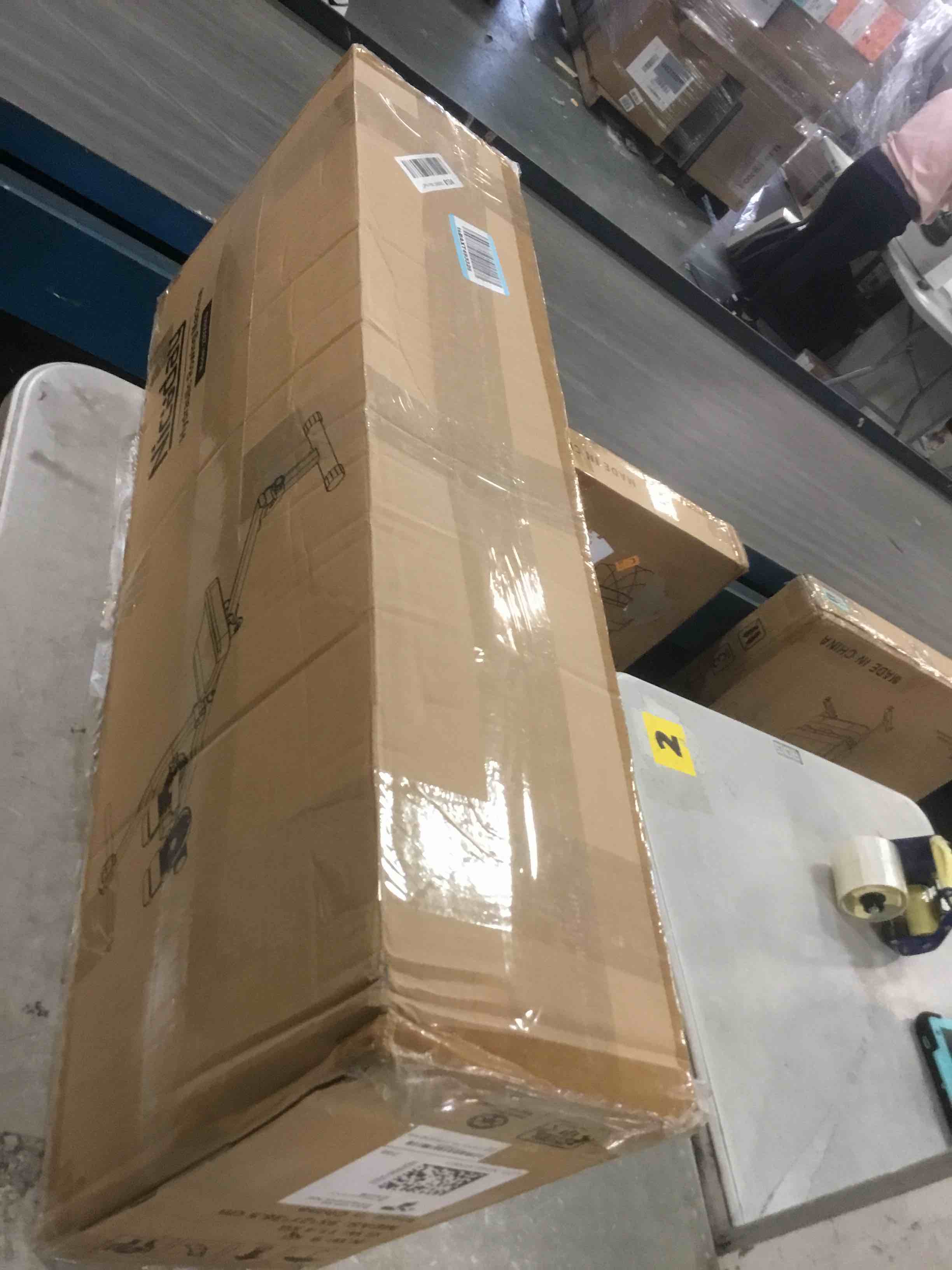 https://s3.amazonaws.com/lotting-images-prod/bidfta/PPE1895644_1734965114319.jpeg