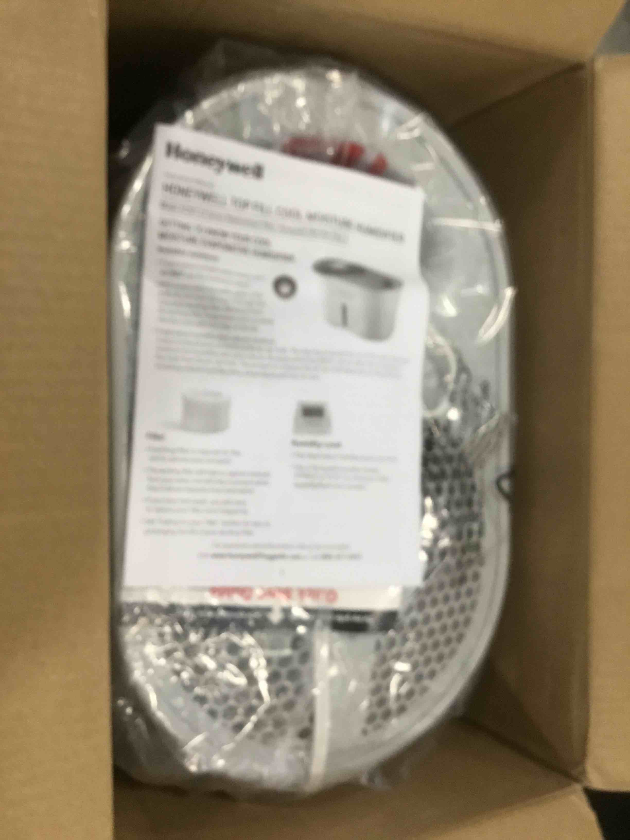 https://s3.amazonaws.com/lotting-images-prod/bidfta/PPE1895819_1734721901815.jpeg
