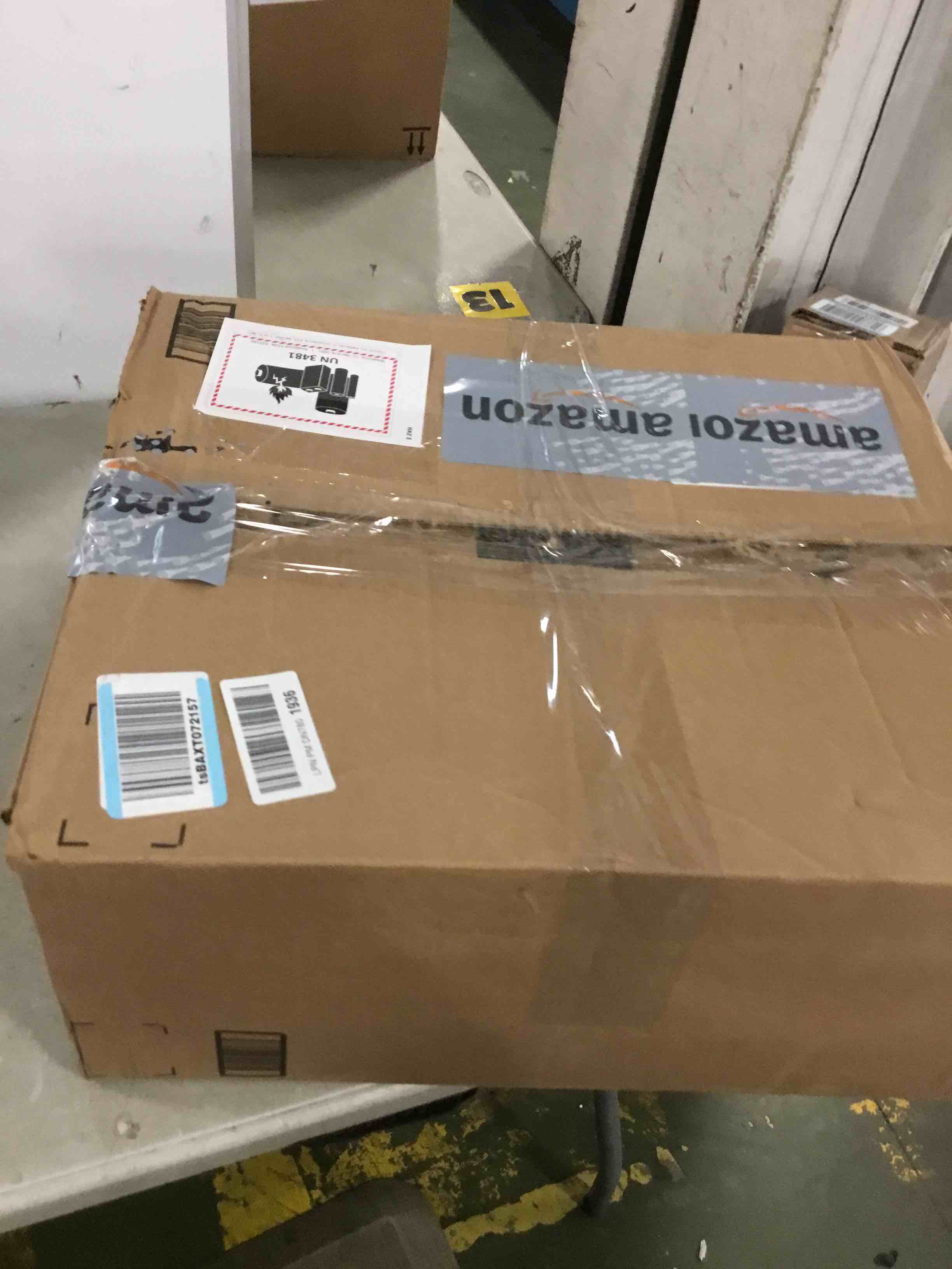 https://s3.amazonaws.com/lotting-images-prod/bidfta/PPE1896324_1735826999404.jpeg