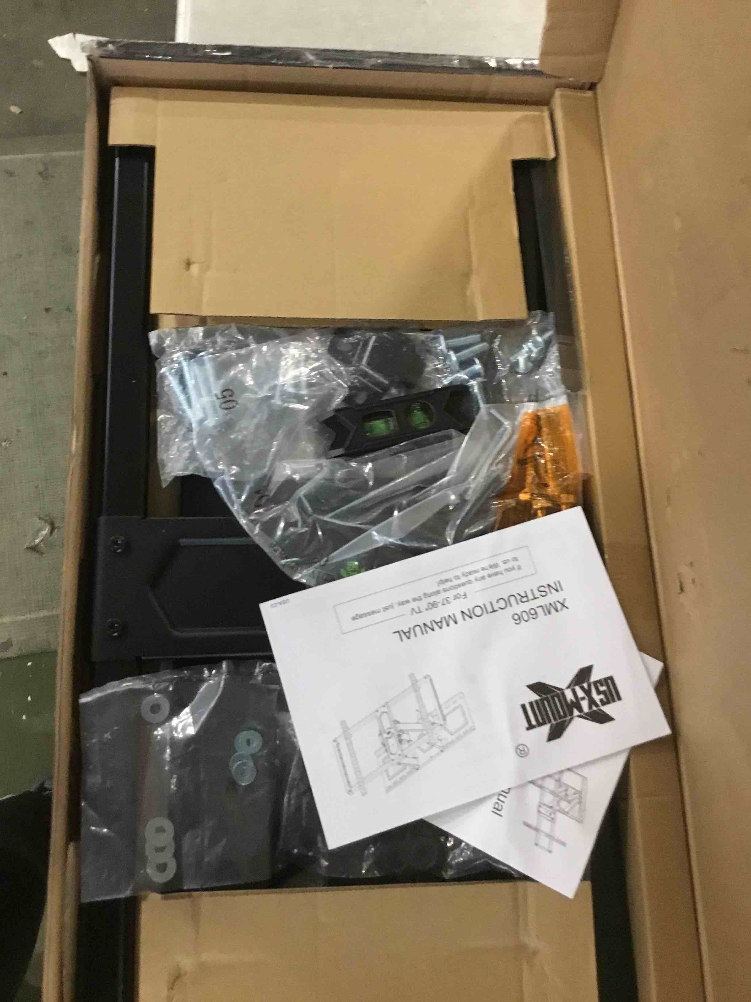 https://s3.amazonaws.com/lotting-images-prod/bidfta/PPE1896475_1735851858166.jpeg