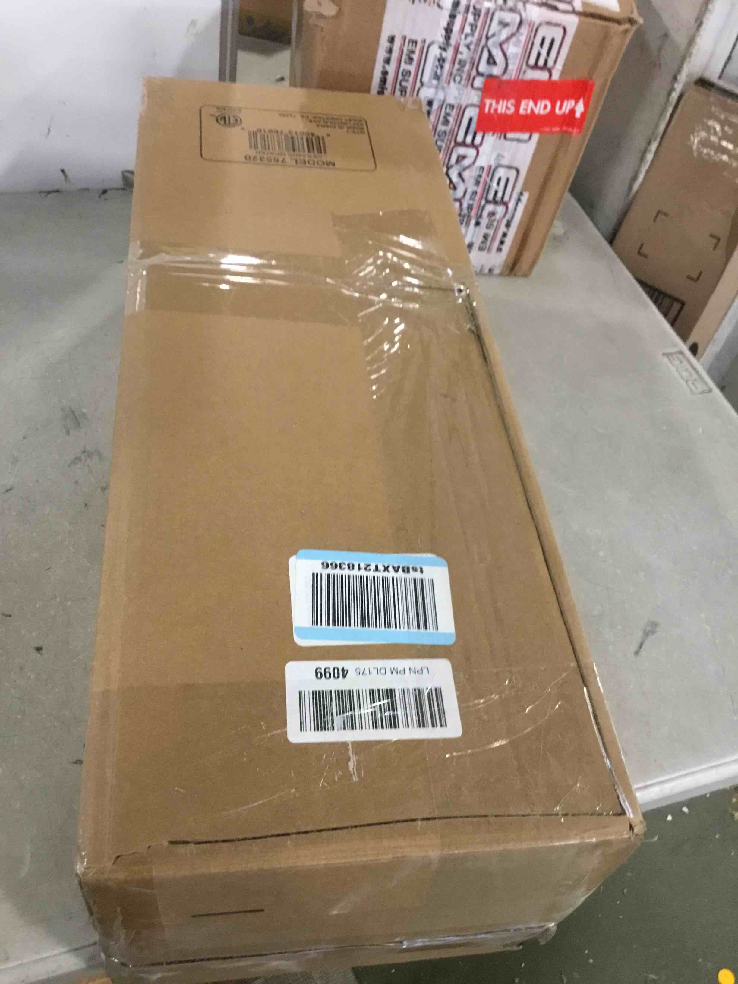 https://s3.amazonaws.com/lotting-images-prod/bidfta/PPE1896479_1735852391029.jpeg