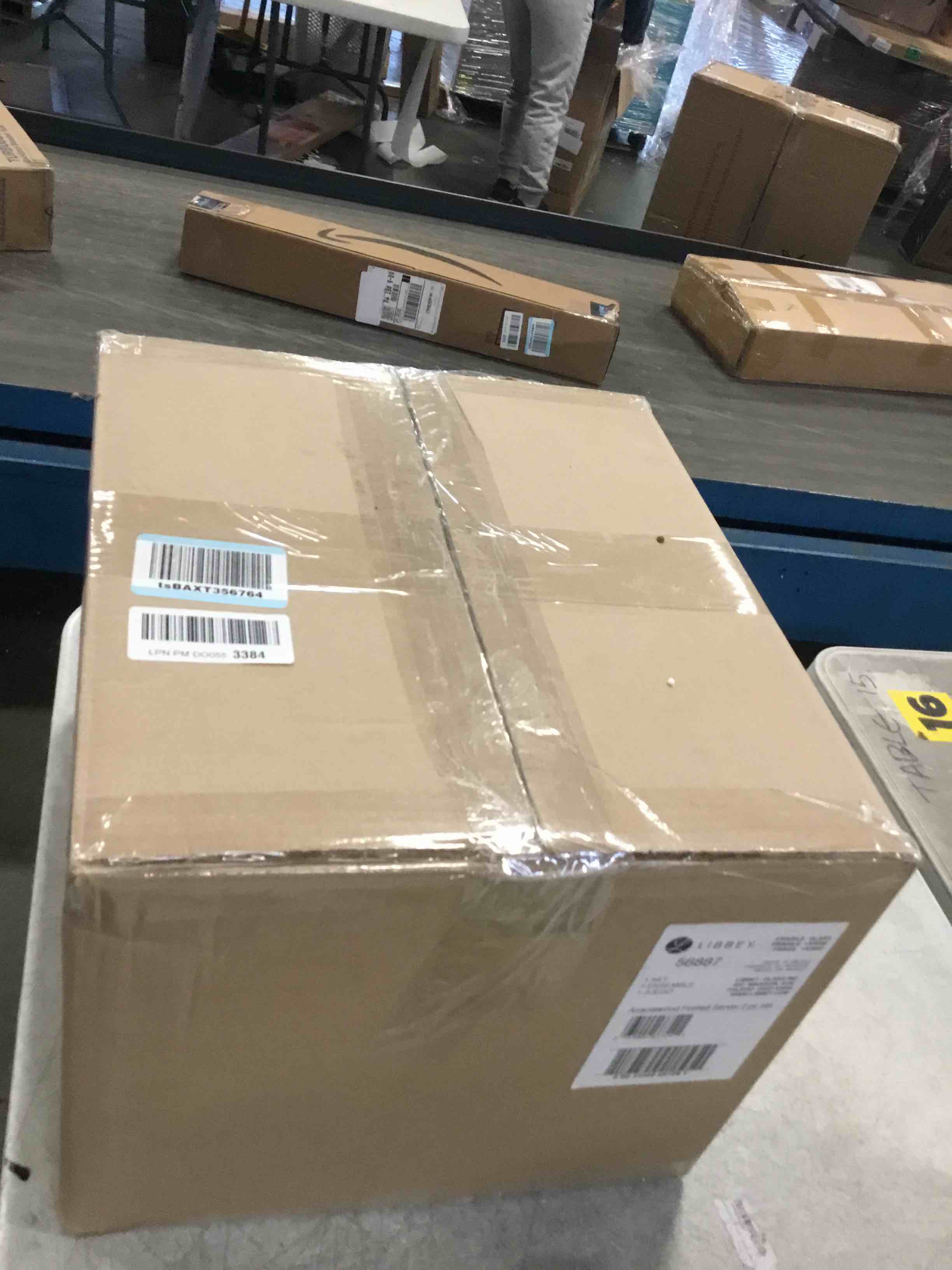 https://s3.amazonaws.com/lotting-images-prod/bidfta/PPE1896523_1735914275509.jpeg