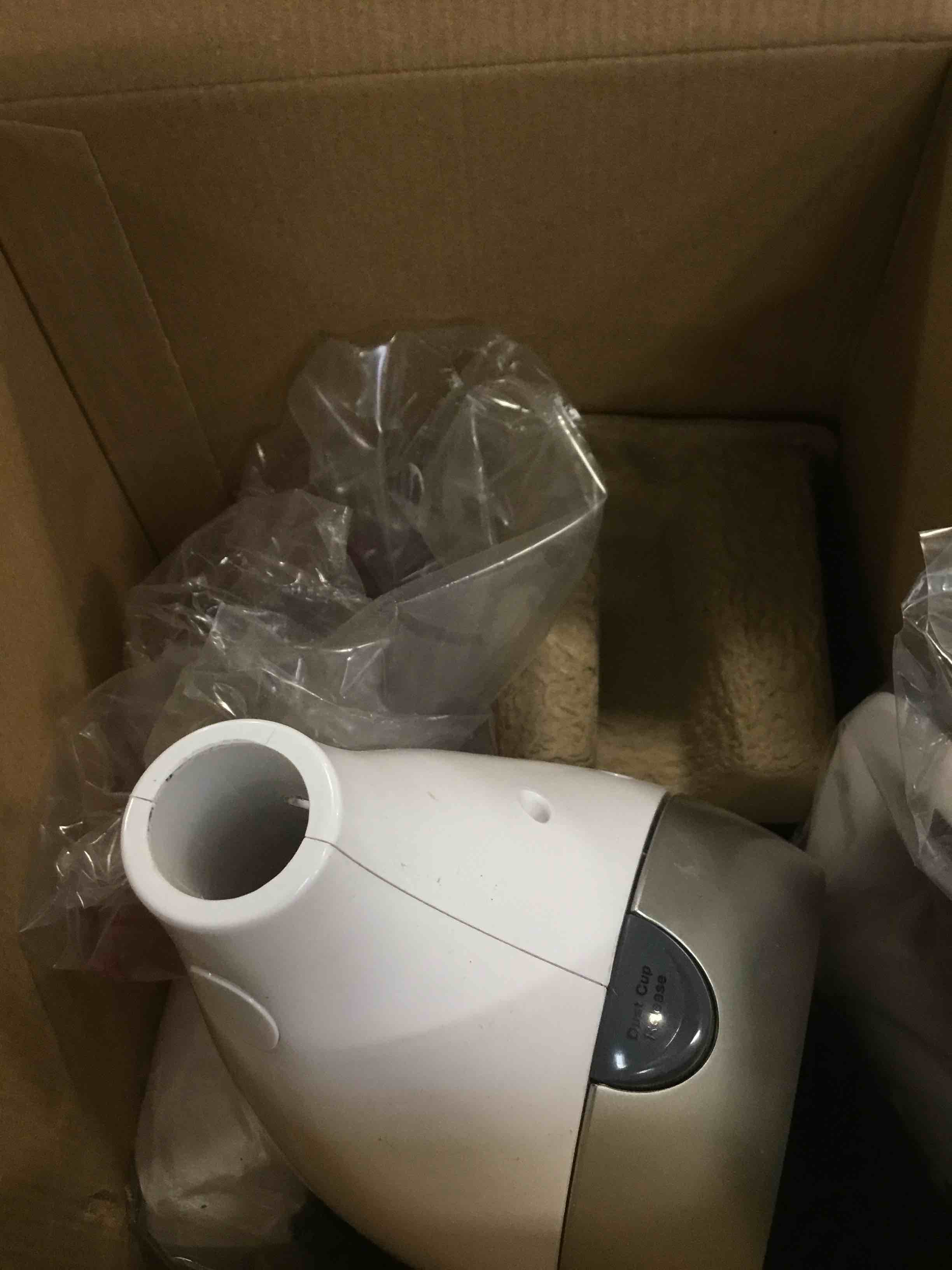 https://s3.amazonaws.com/lotting-images-prod/bidfta/PPE1896664_1735931671174.jpeg