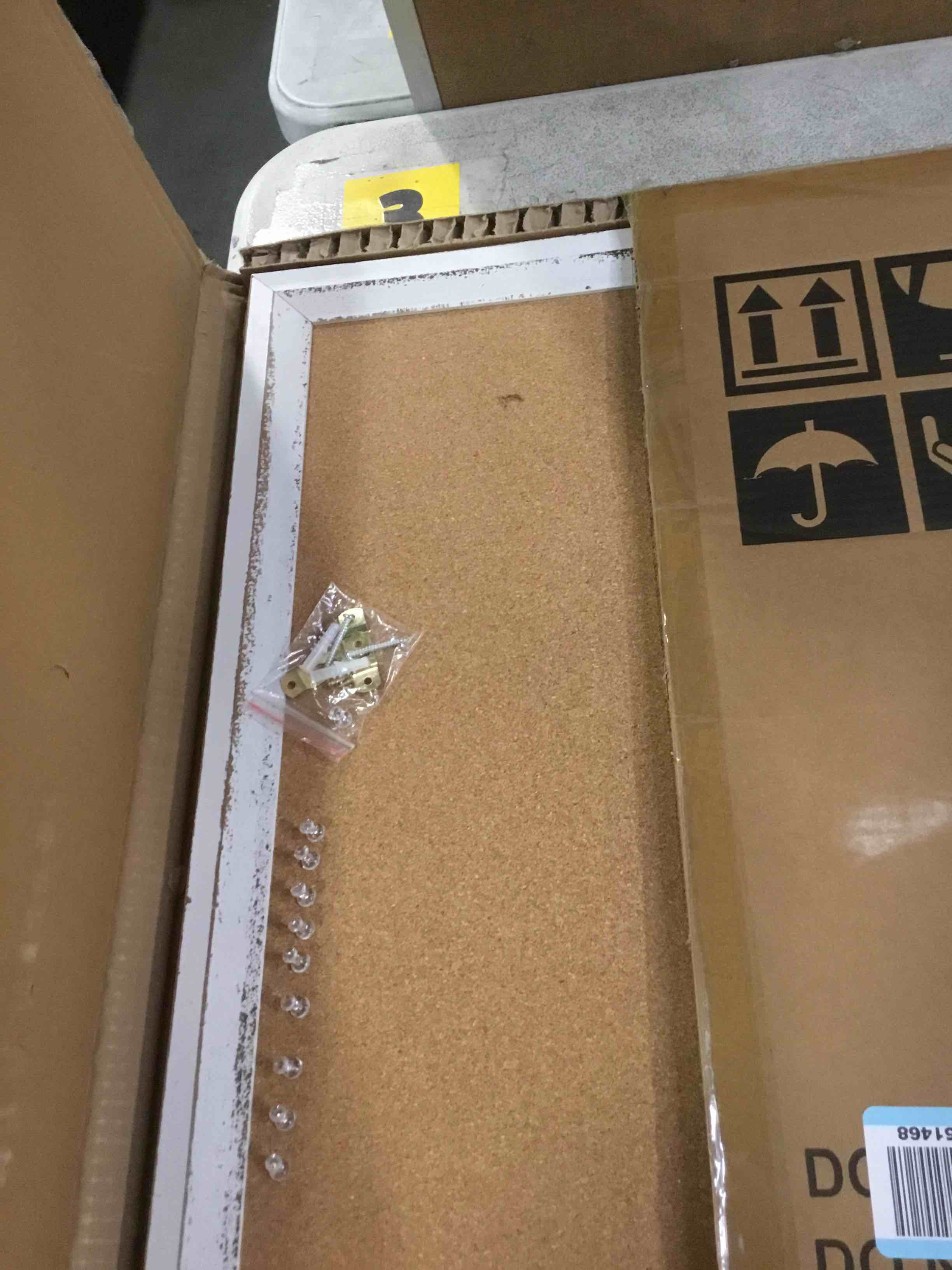 https://s3.amazonaws.com/lotting-images-prod/bidfta/PPE1896774_1736350364407.jpeg