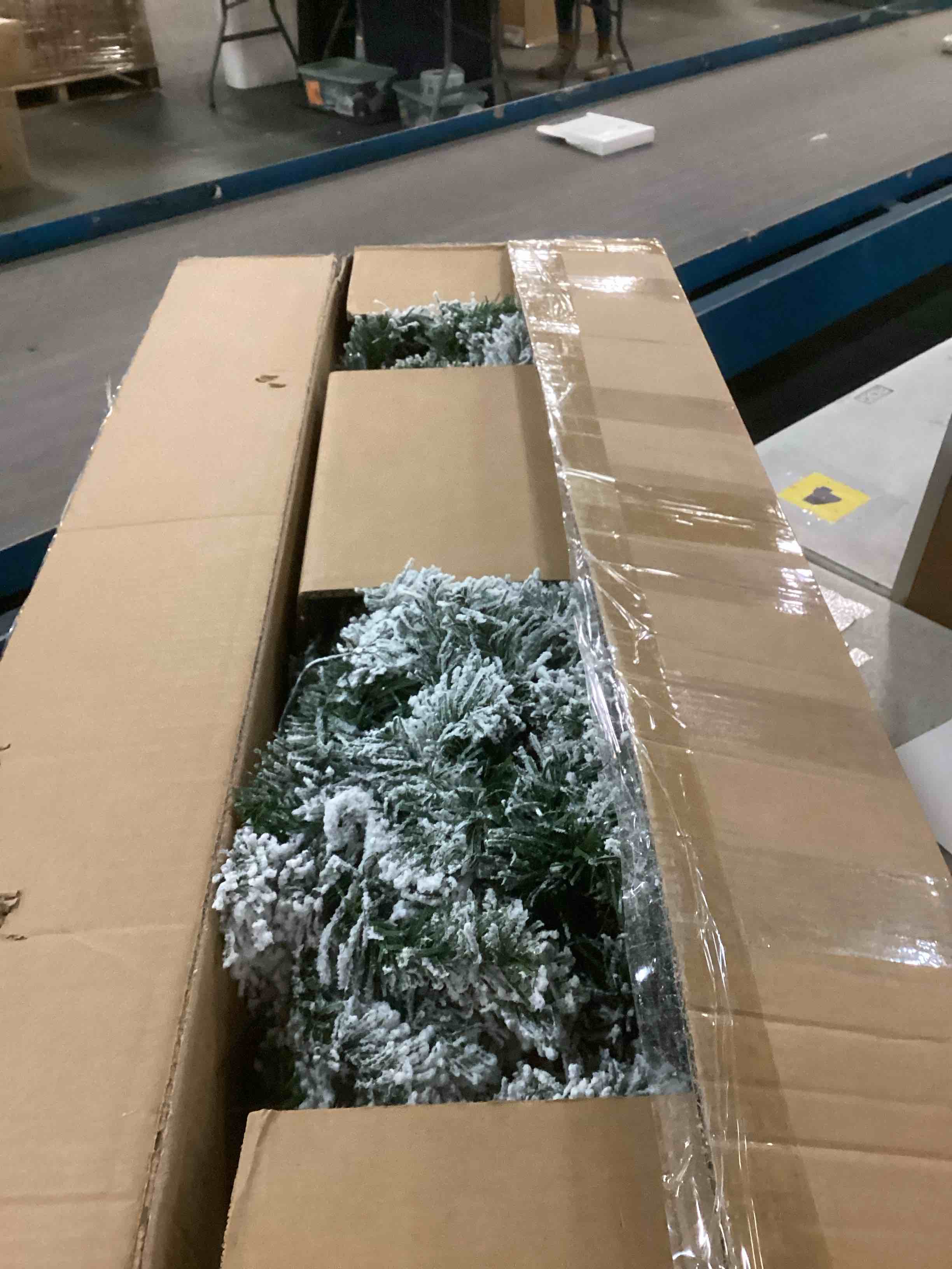 https://s3.amazonaws.com/lotting-images-prod/bidfta/PPE1897112_1734040940830.jpeg
