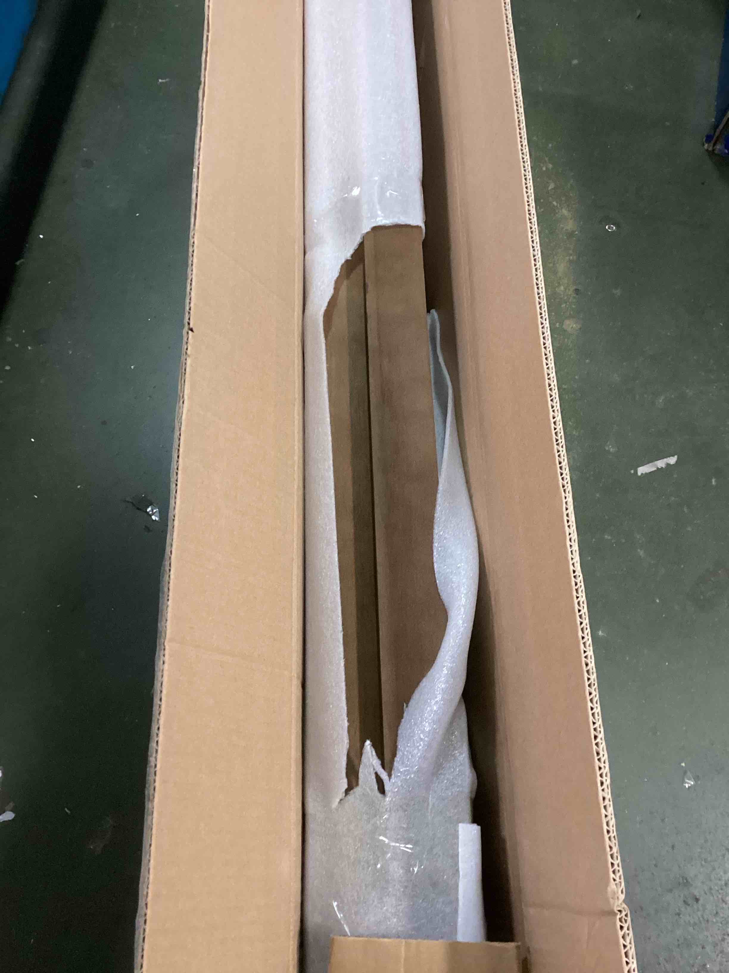 https://s3.amazonaws.com/lotting-images-prod/bidfta/PPE1897616_1734193506182.jpeg