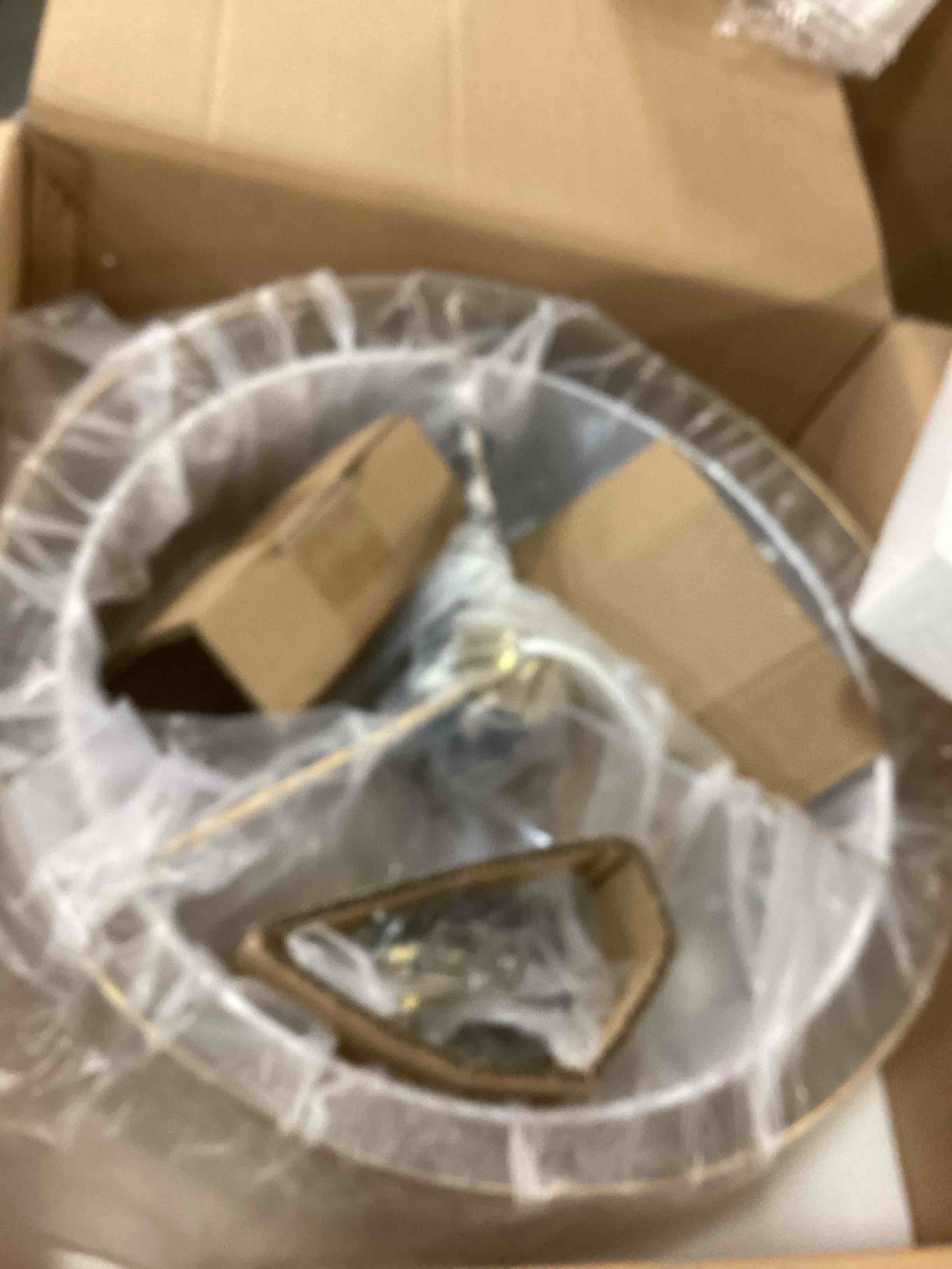 https://s3.amazonaws.com/lotting-images-prod/bidfta/PPE1897751_1734406907505.jpeg