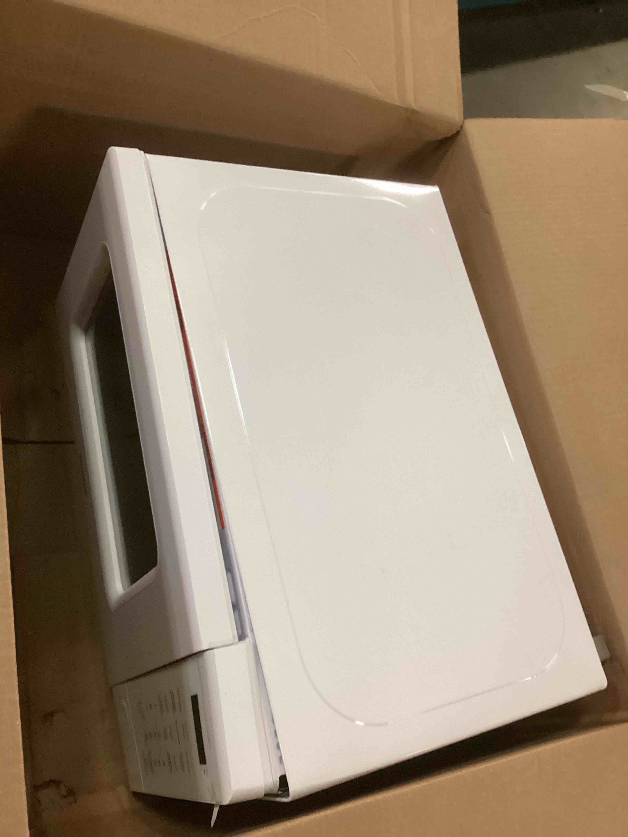 https://s3.amazonaws.com/lotting-images-prod/bidfta/PPE1897901_1734483173652.jpeg