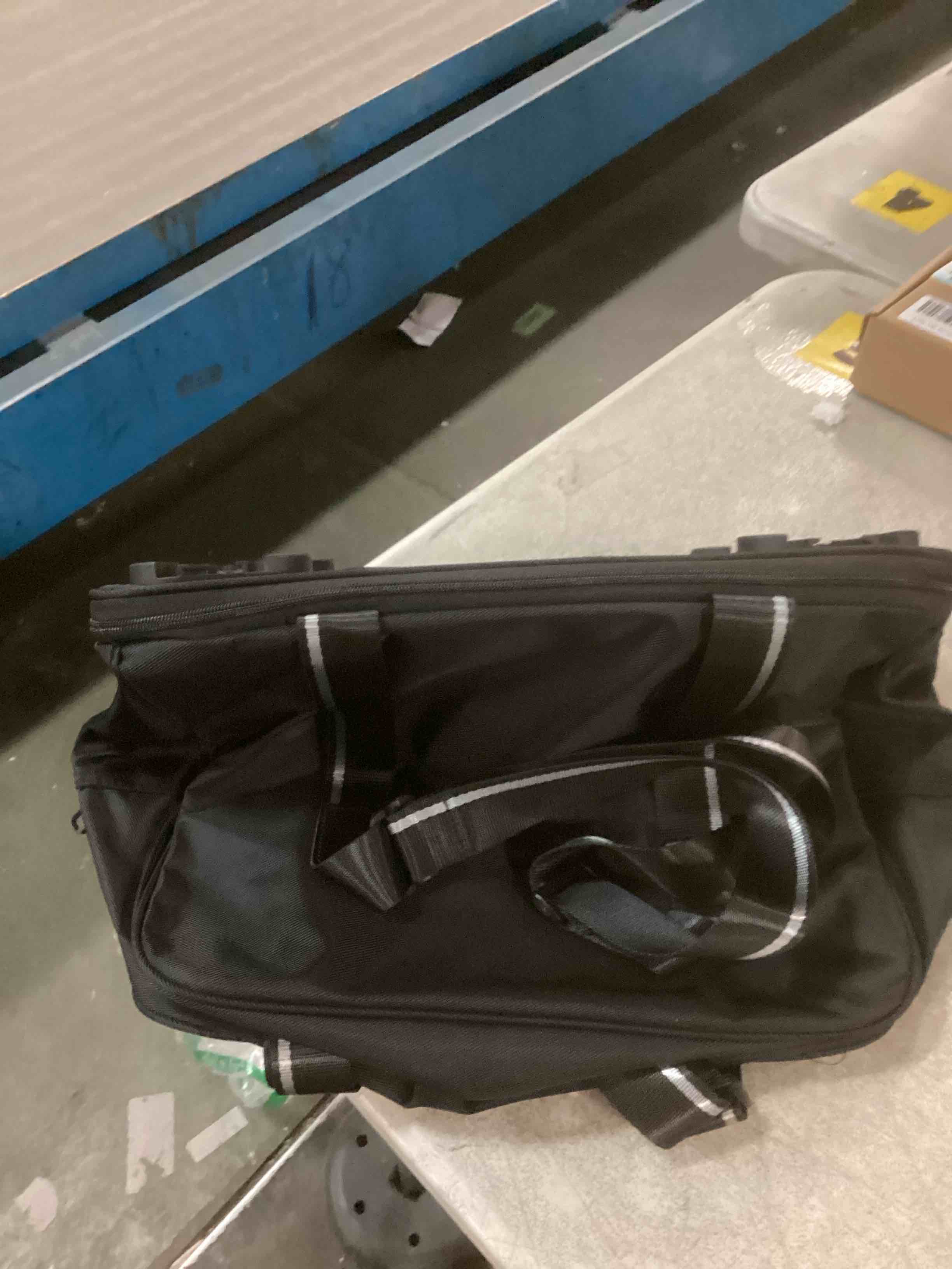 https://s3.amazonaws.com/lotting-images-prod/bidfta/PPE1898010_1734497348349.jpeg