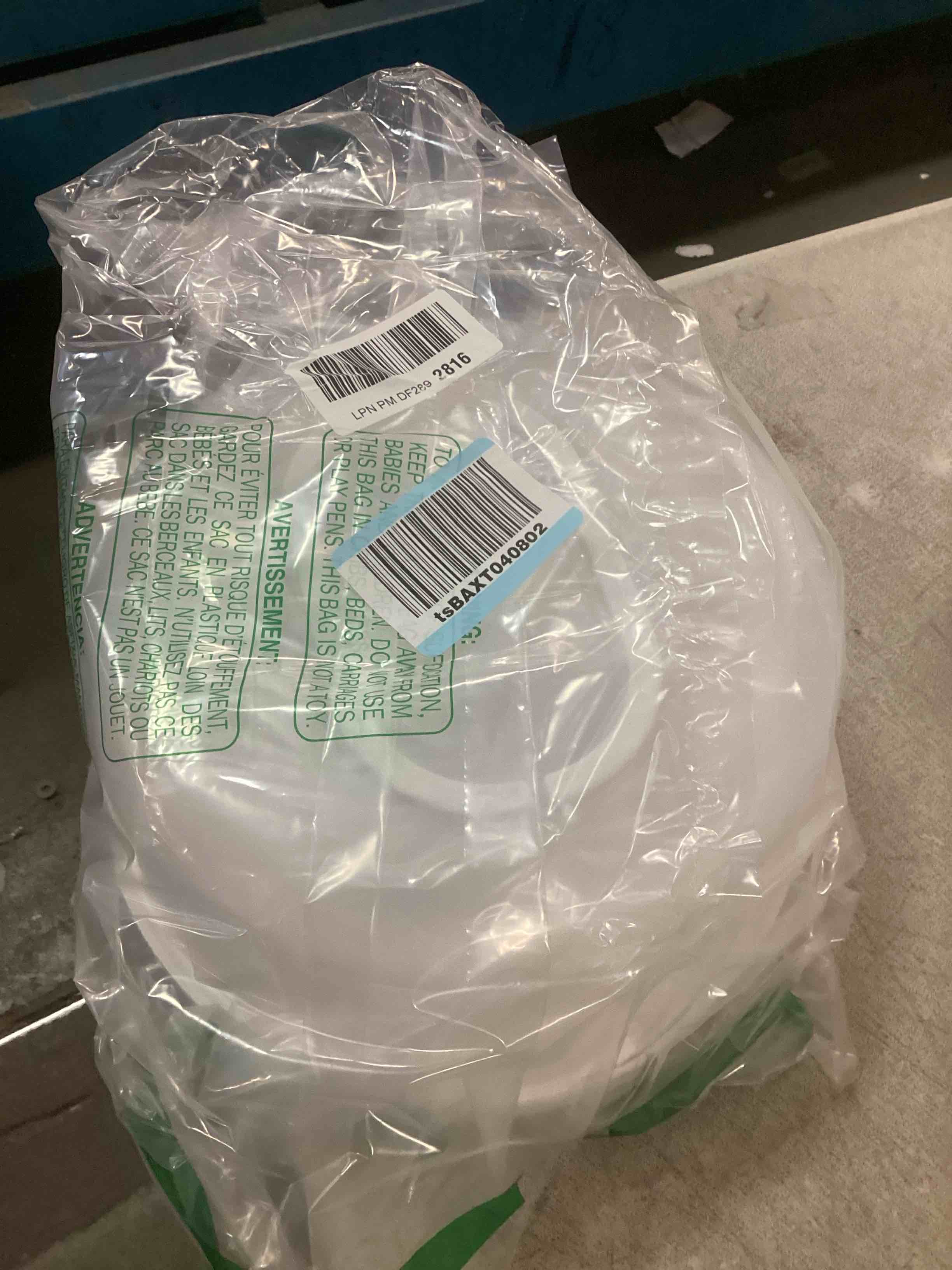 https://s3.amazonaws.com/lotting-images-prod/bidfta/PPE1898049_1734501016029.jpeg
