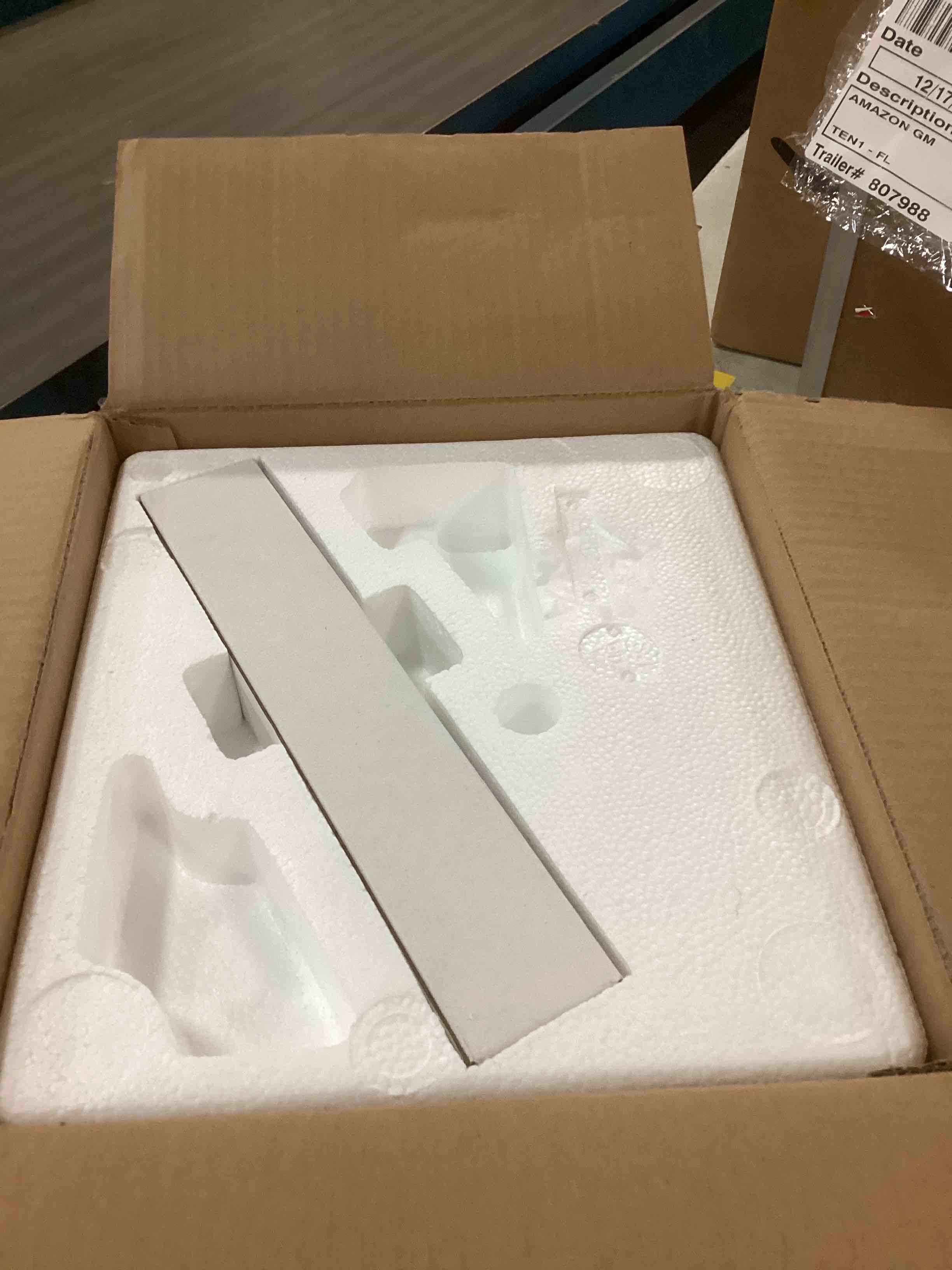 https://s3.amazonaws.com/lotting-images-prod/bidfta/PPE1898389_1734657010238.jpeg