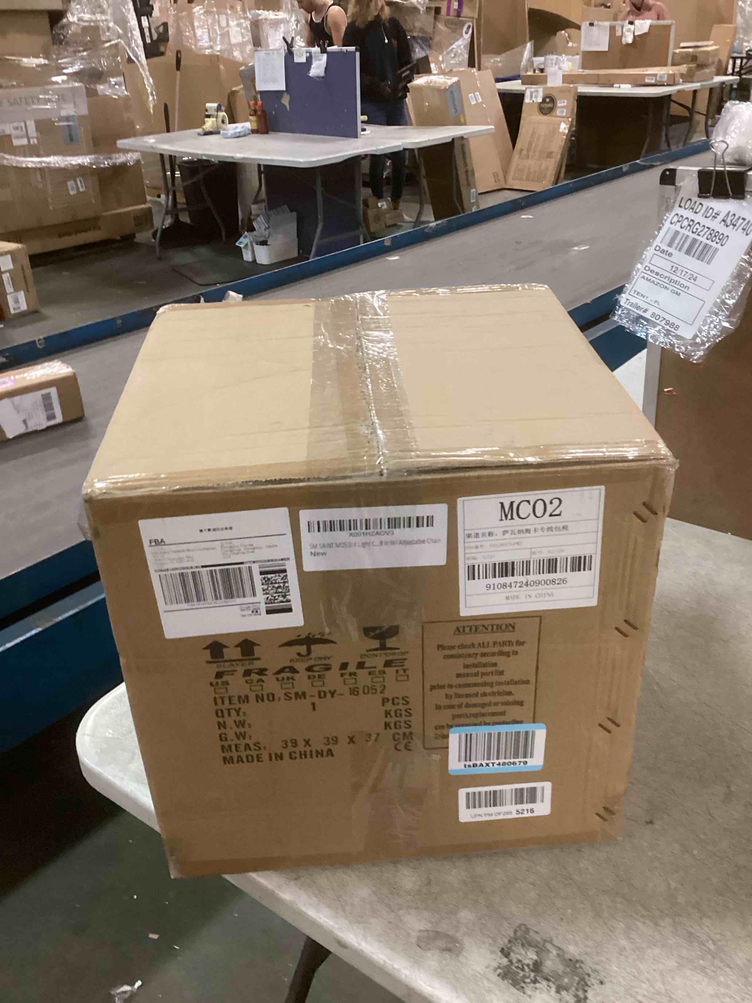 https://s3.amazonaws.com/lotting-images-prod/bidfta/PPE1898391_1734657385661.jpeg