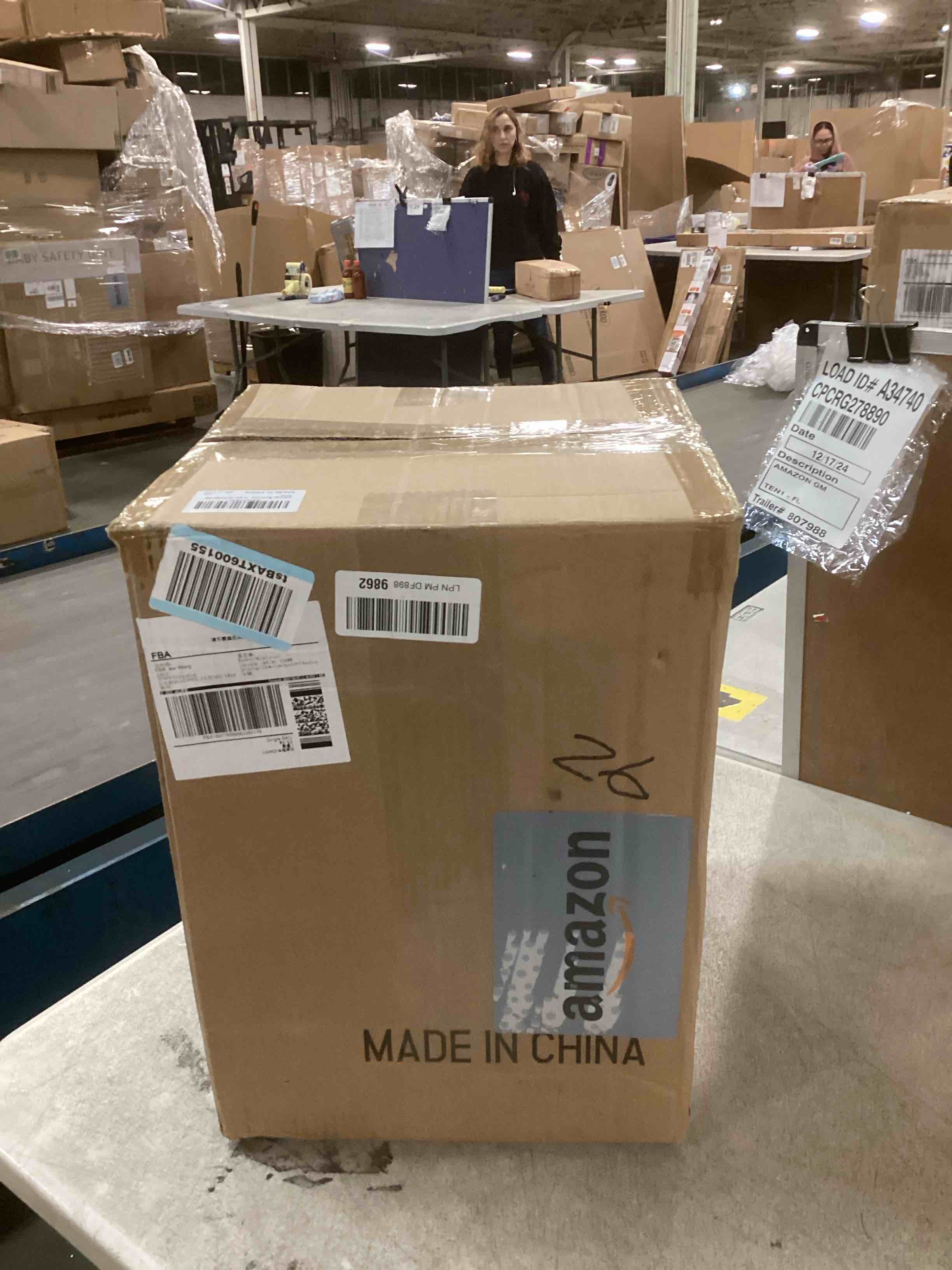 https://s3.amazonaws.com/lotting-images-prod/bidfta/PPE1898404_1734658071059.jpeg