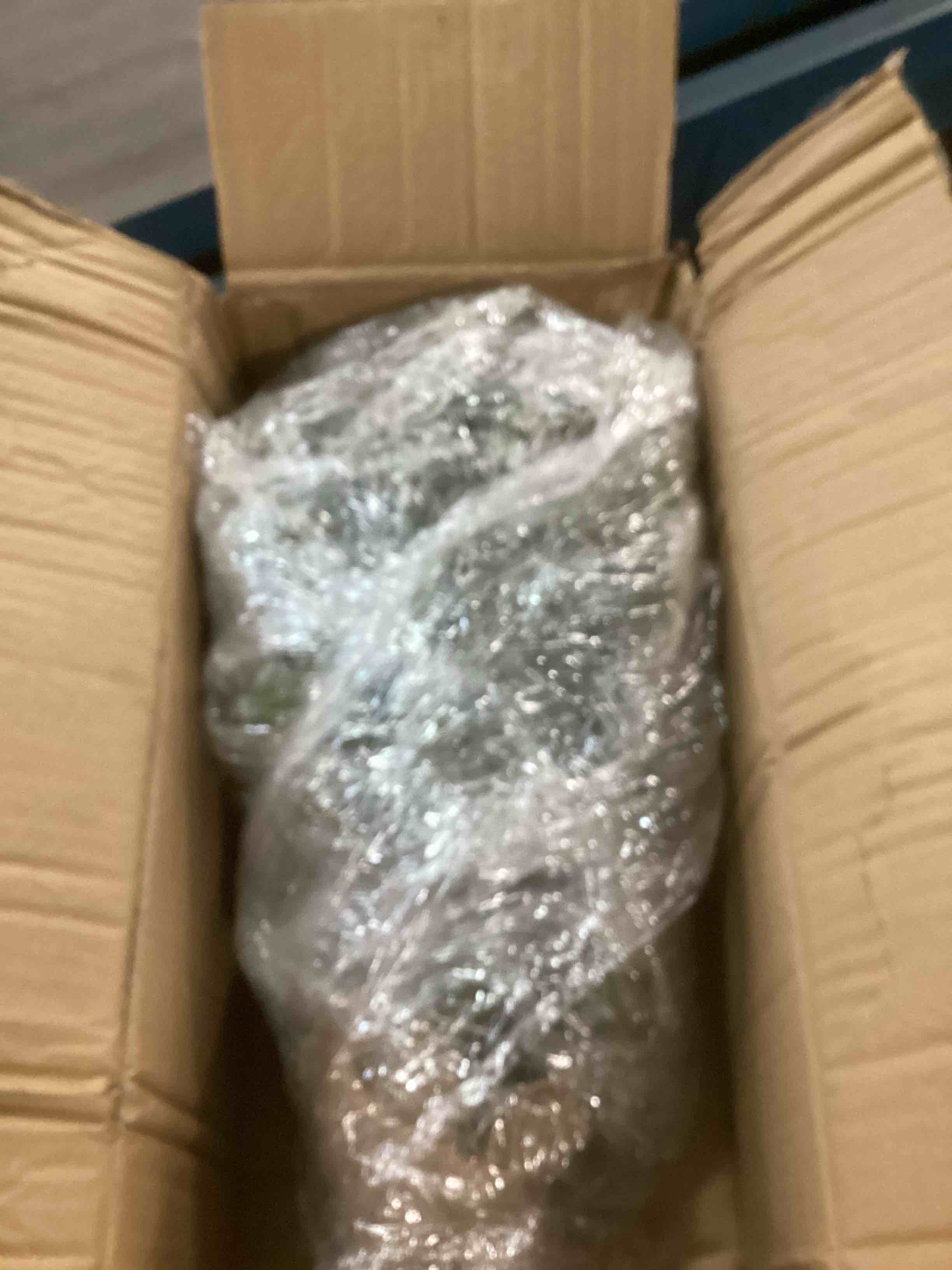https://s3.amazonaws.com/lotting-images-prod/bidfta/PPE1898421_1734662430733.jpeg
