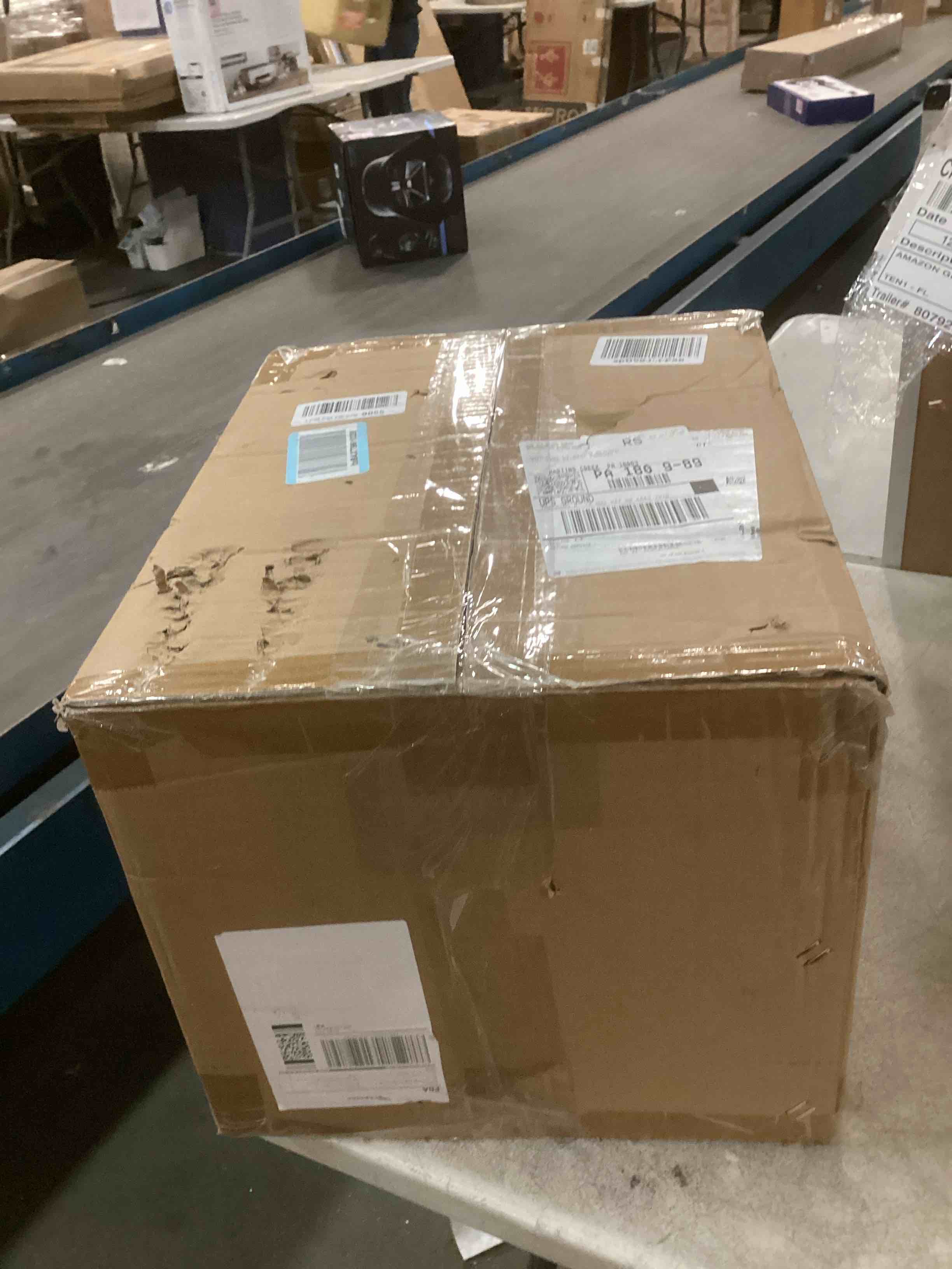 https://s3.amazonaws.com/lotting-images-prod/bidfta/PPE1898497_1734671165574.jpeg