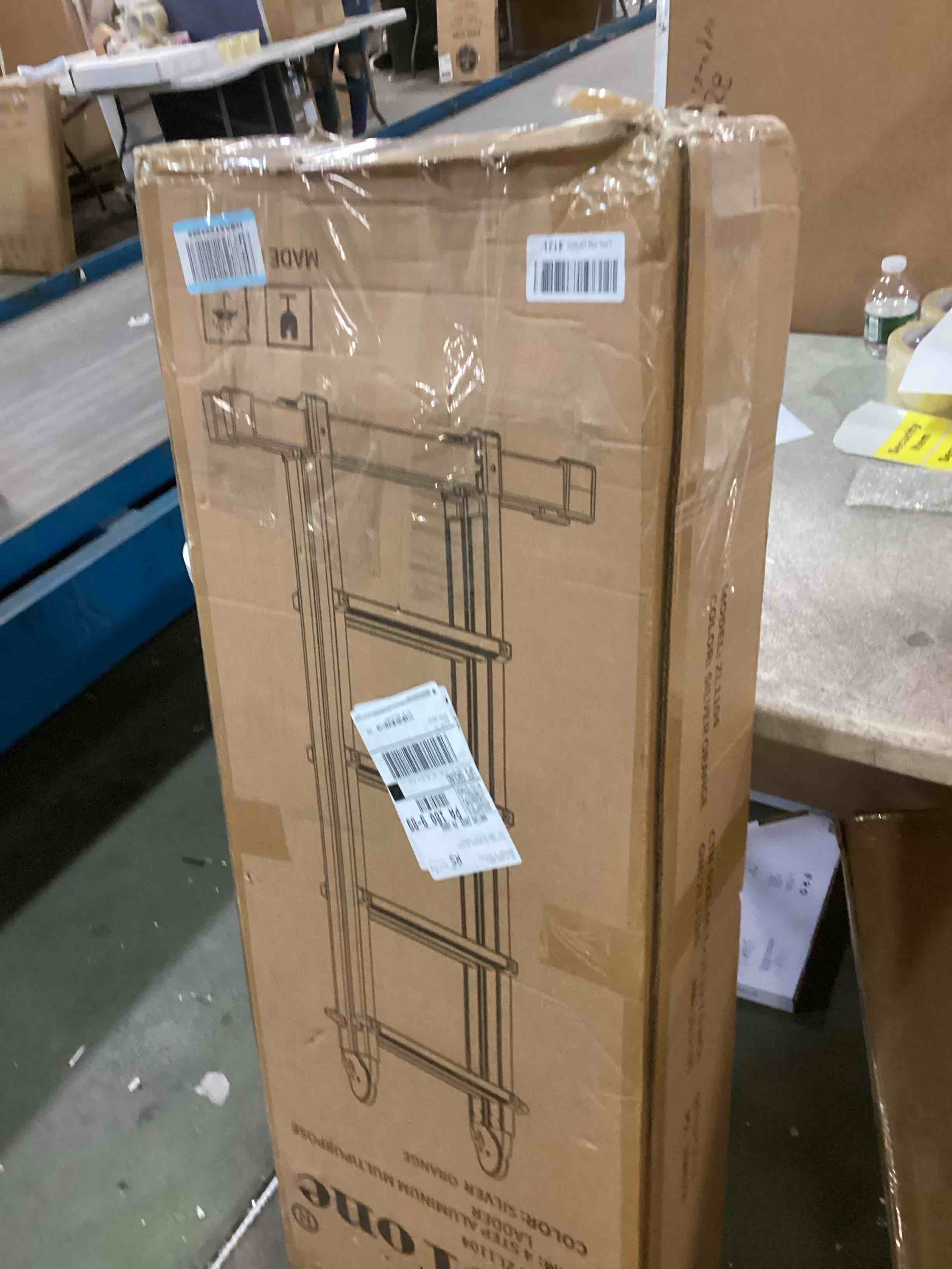 https://s3.amazonaws.com/lotting-images-prod/bidfta/PPE1898812_1735192667979.jpeg
