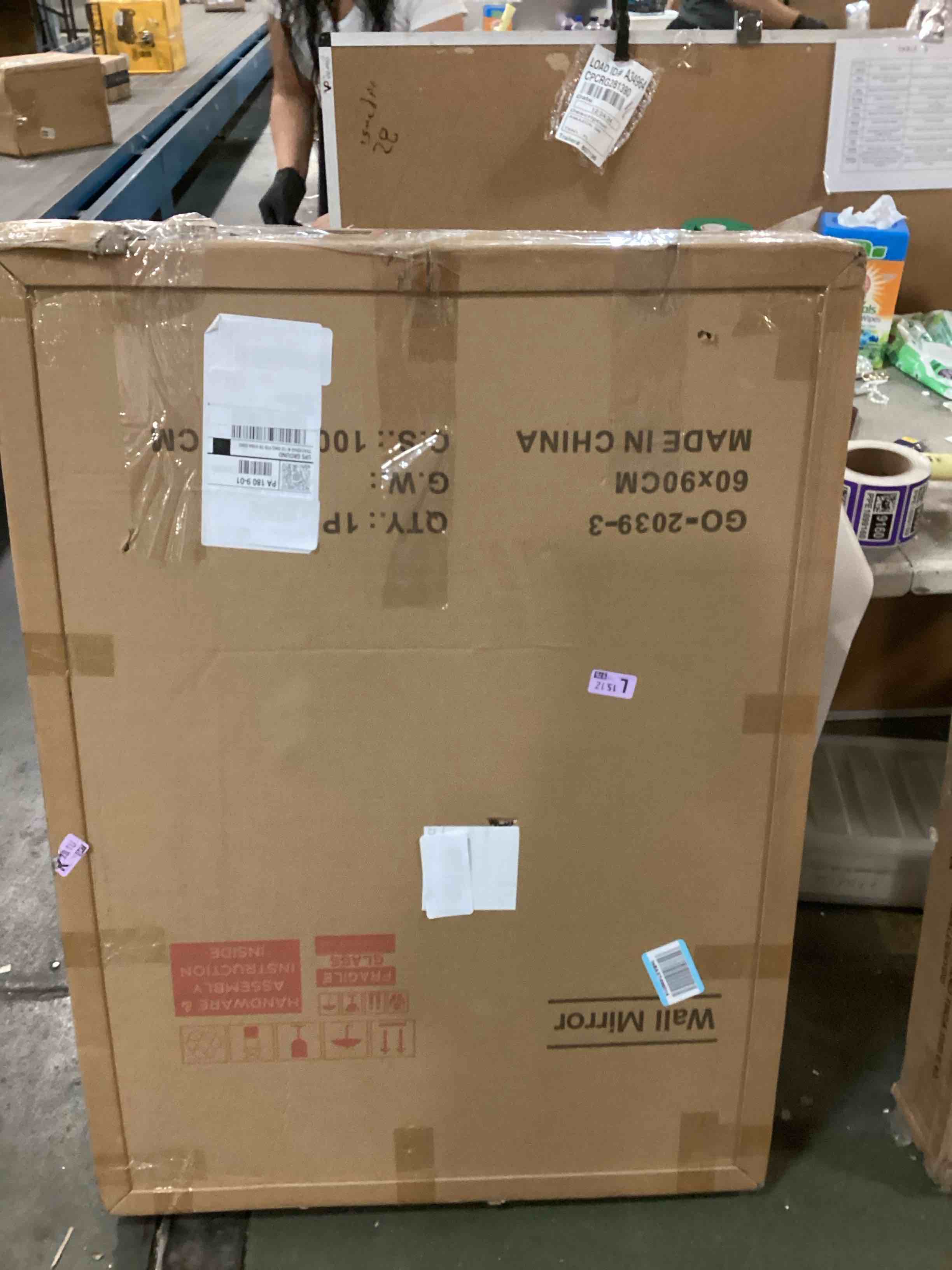 https://s3.amazonaws.com/lotting-images-prod/bidfta/PPE1899154_1735625927153.jpeg