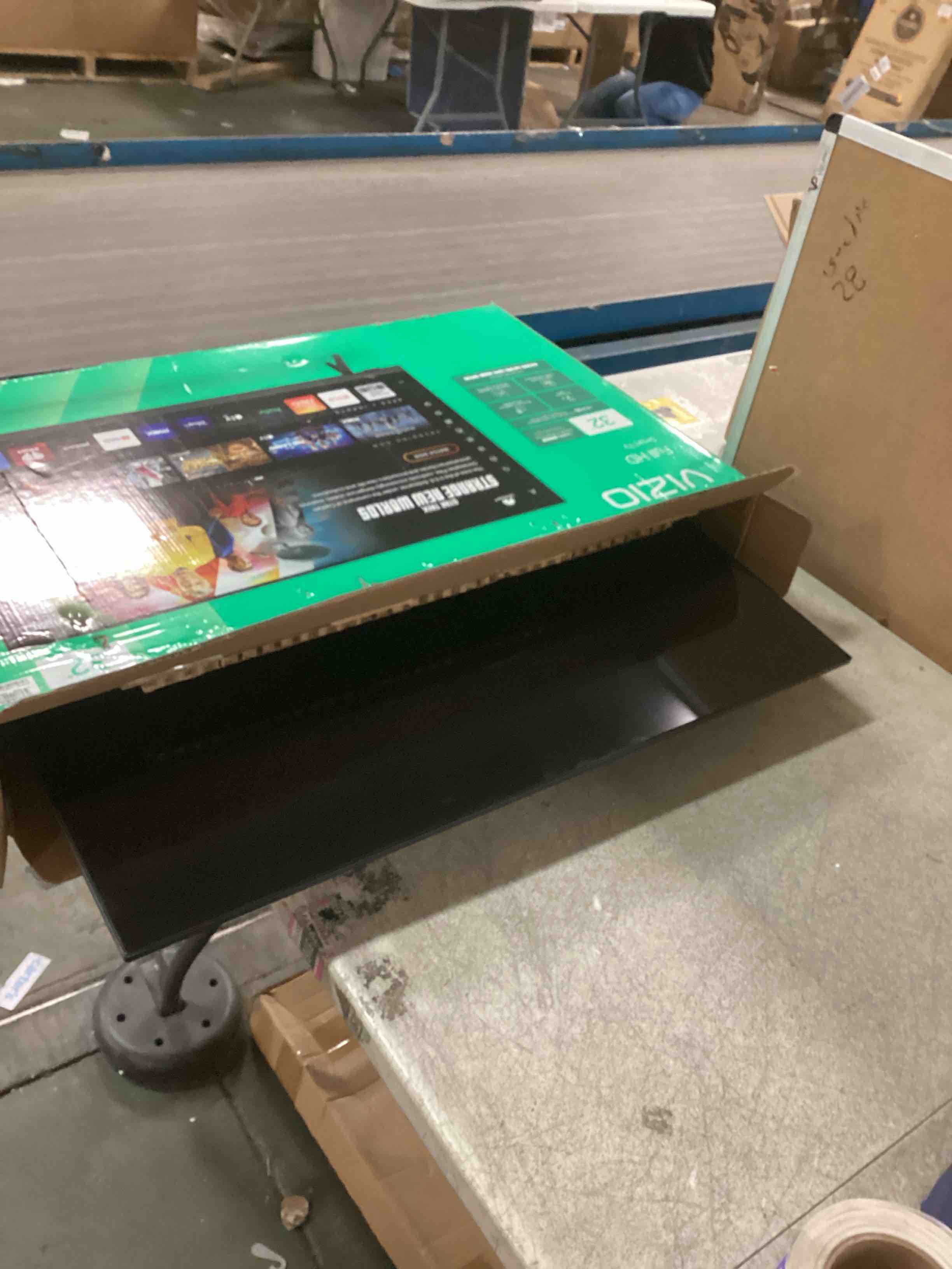 https://s3.amazonaws.com/lotting-images-prod/bidfta/PPE1899191_1735686246352.jpeg