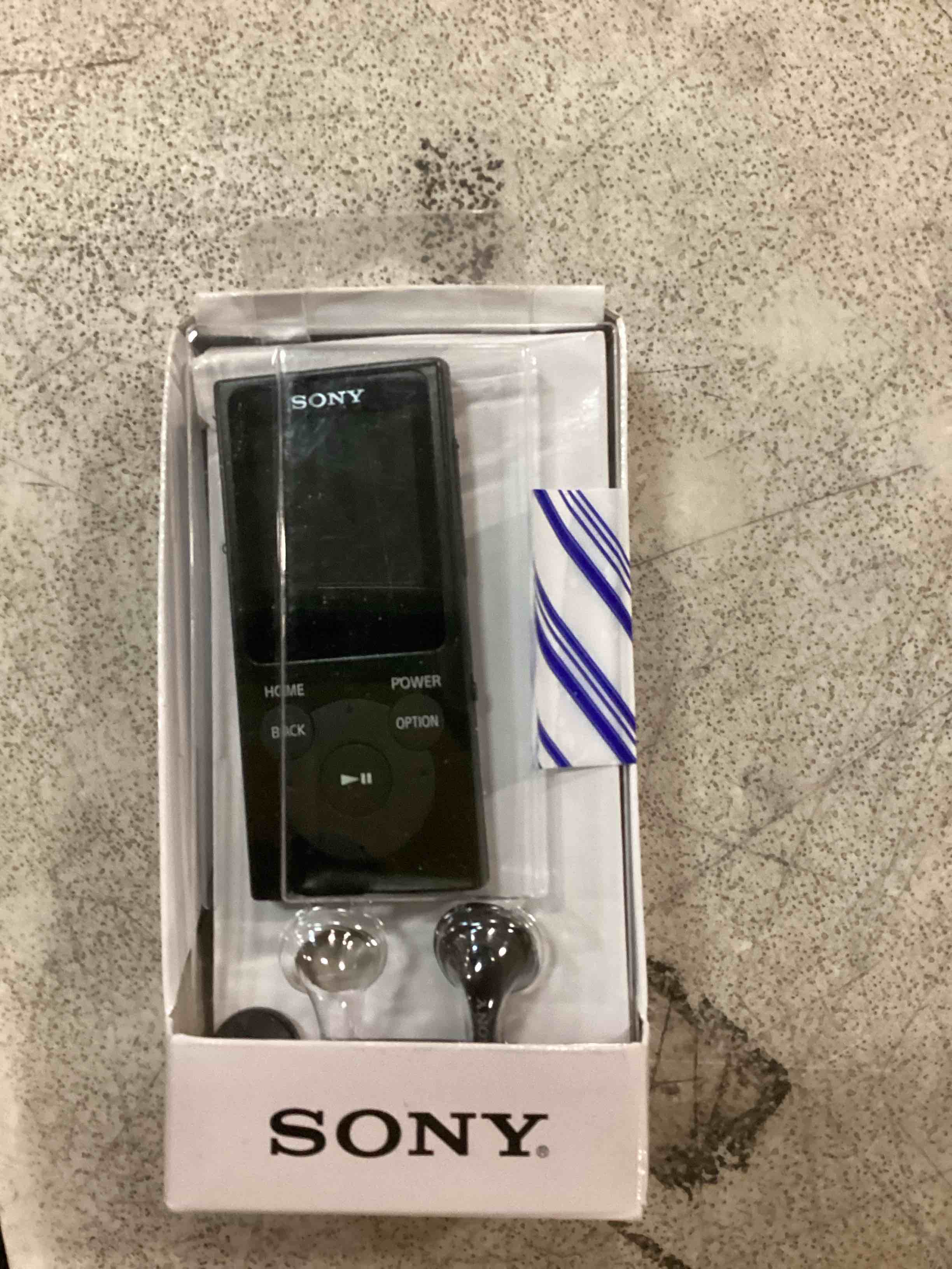 https://s3.amazonaws.com/lotting-images-prod/bidfta/PPE1899780_1735967657644.jpeg