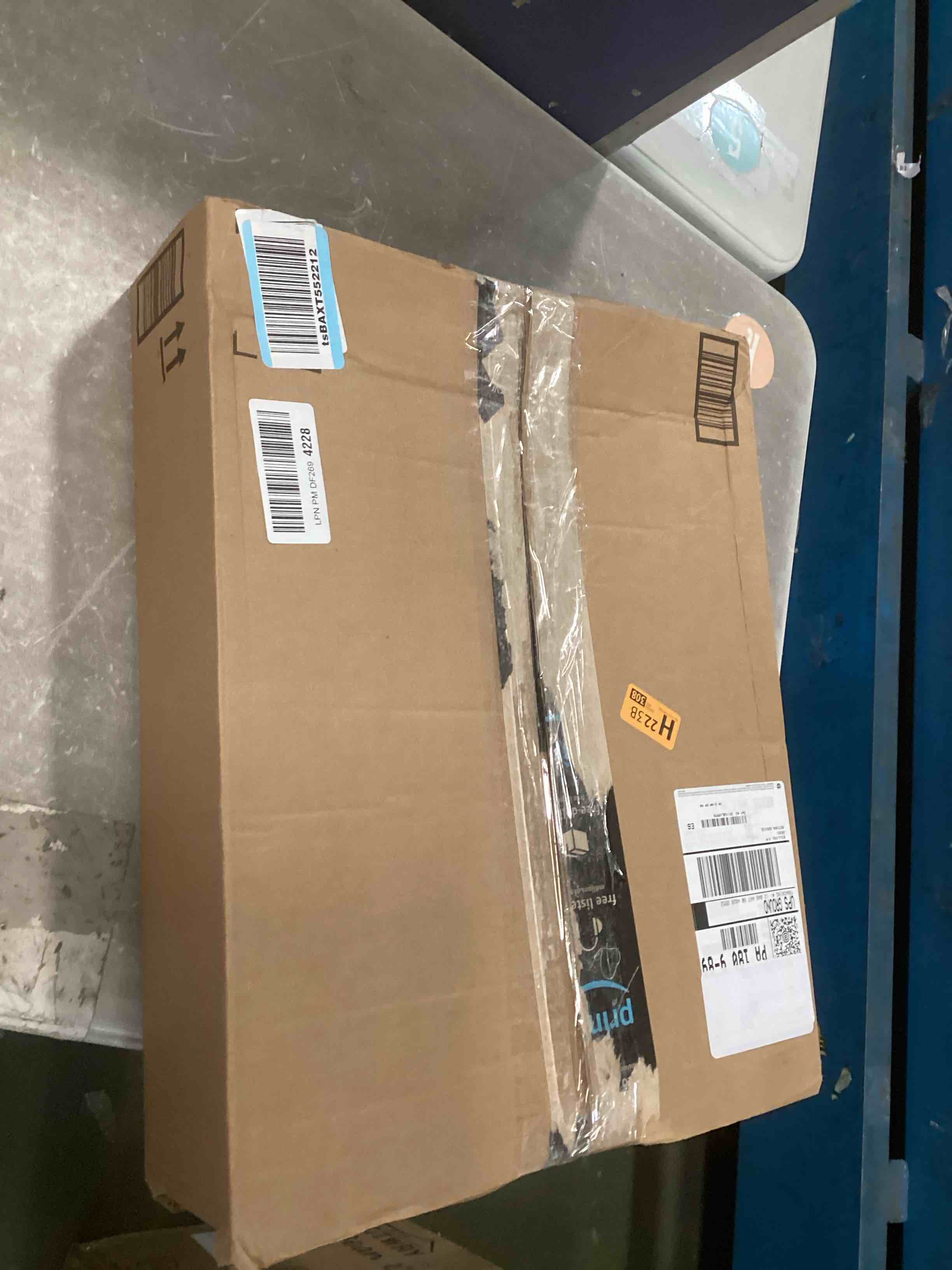 https://s3.amazonaws.com/lotting-images-prod/bidfta/PPE1900027_1736607186491.jpeg