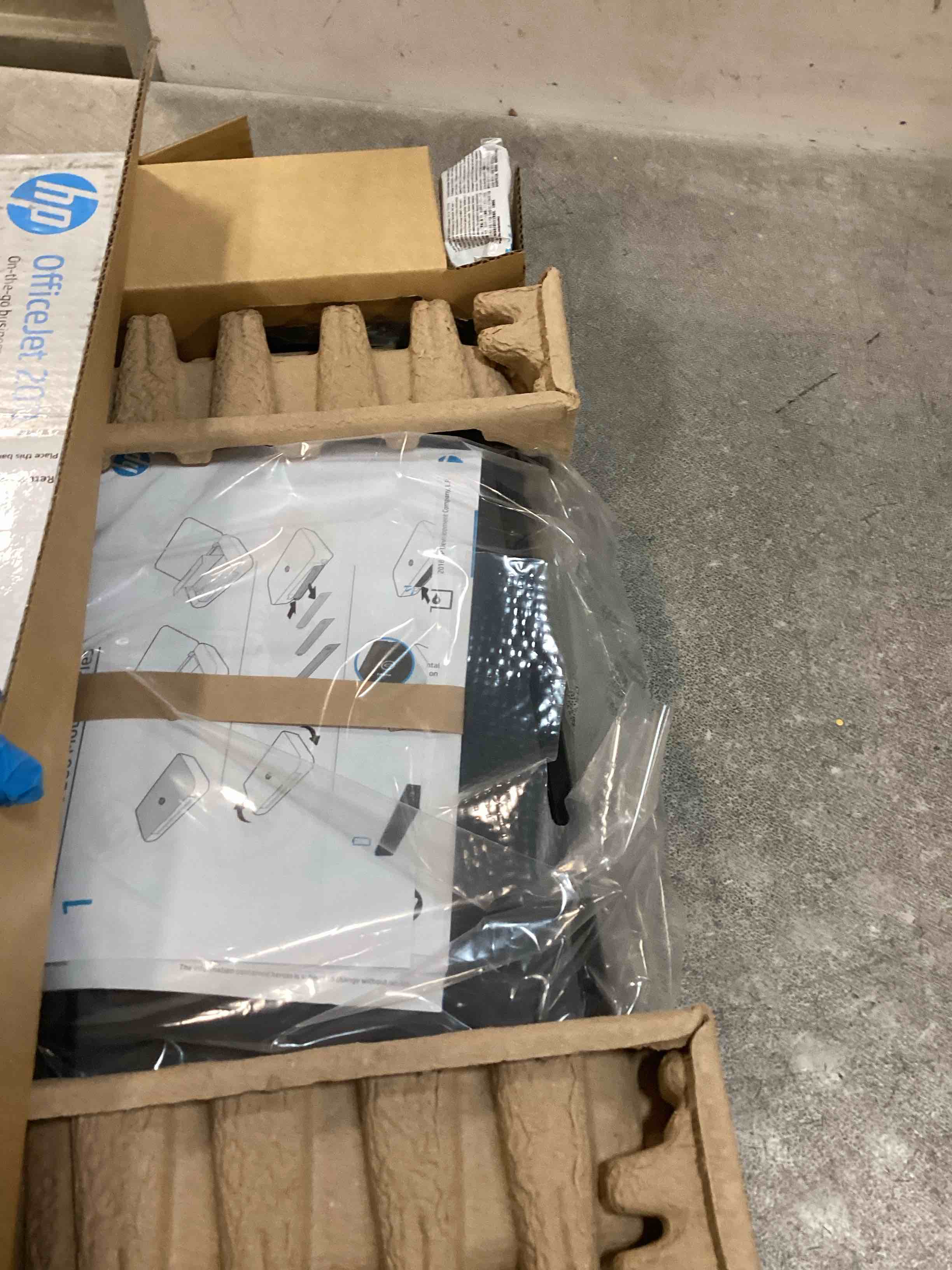 https://s3.amazonaws.com/lotting-images-prod/bidfta/PPE1900587_1736943034245.jpeg