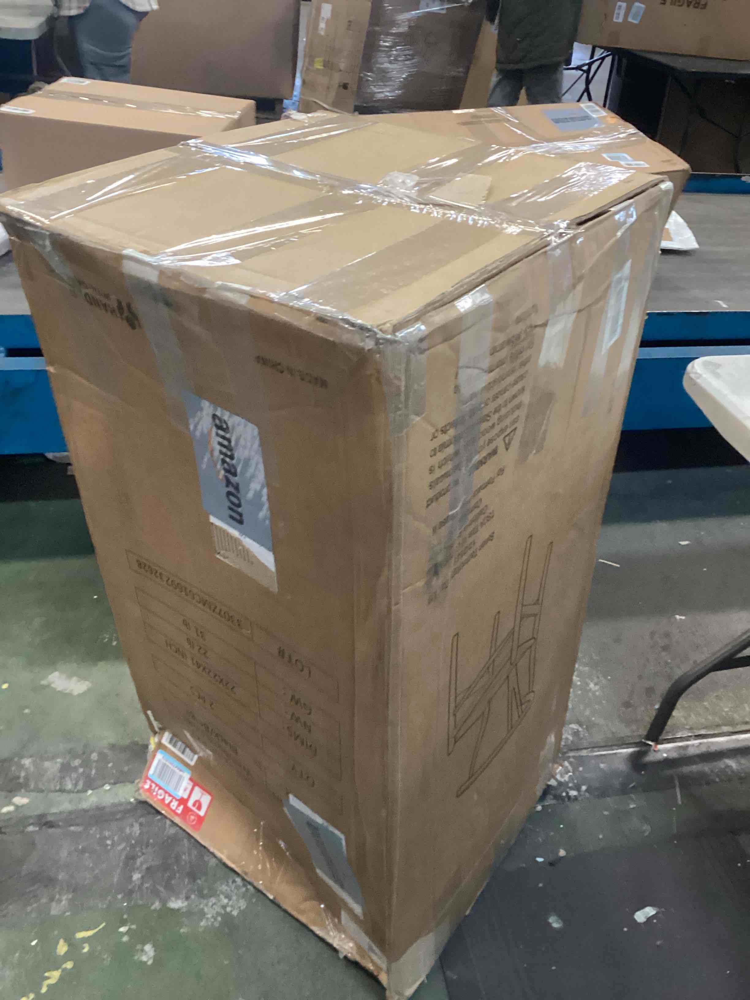 https://s3.amazonaws.com/lotting-images-prod/bidfta/PPE1900679_1736952713235.jpeg