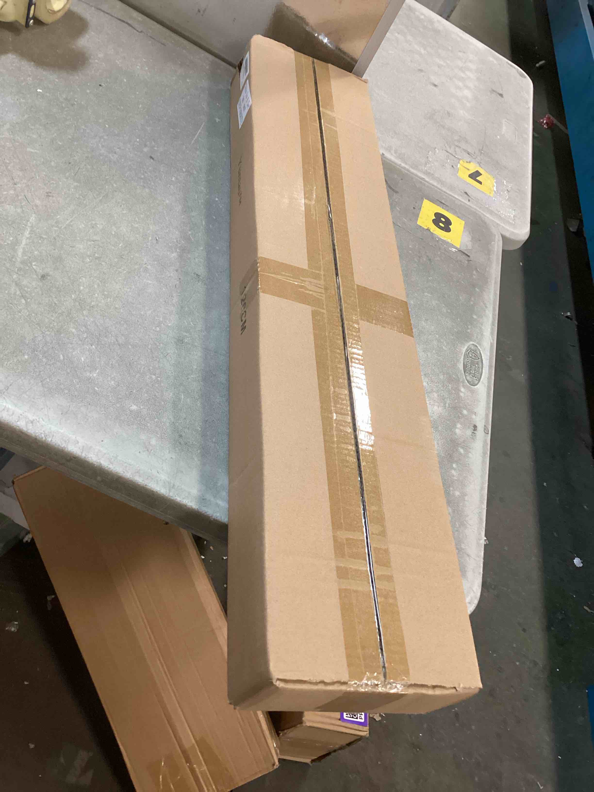 https://s3.amazonaws.com/lotting-images-prod/bidfta/PPE1900981_1737047766071.jpeg