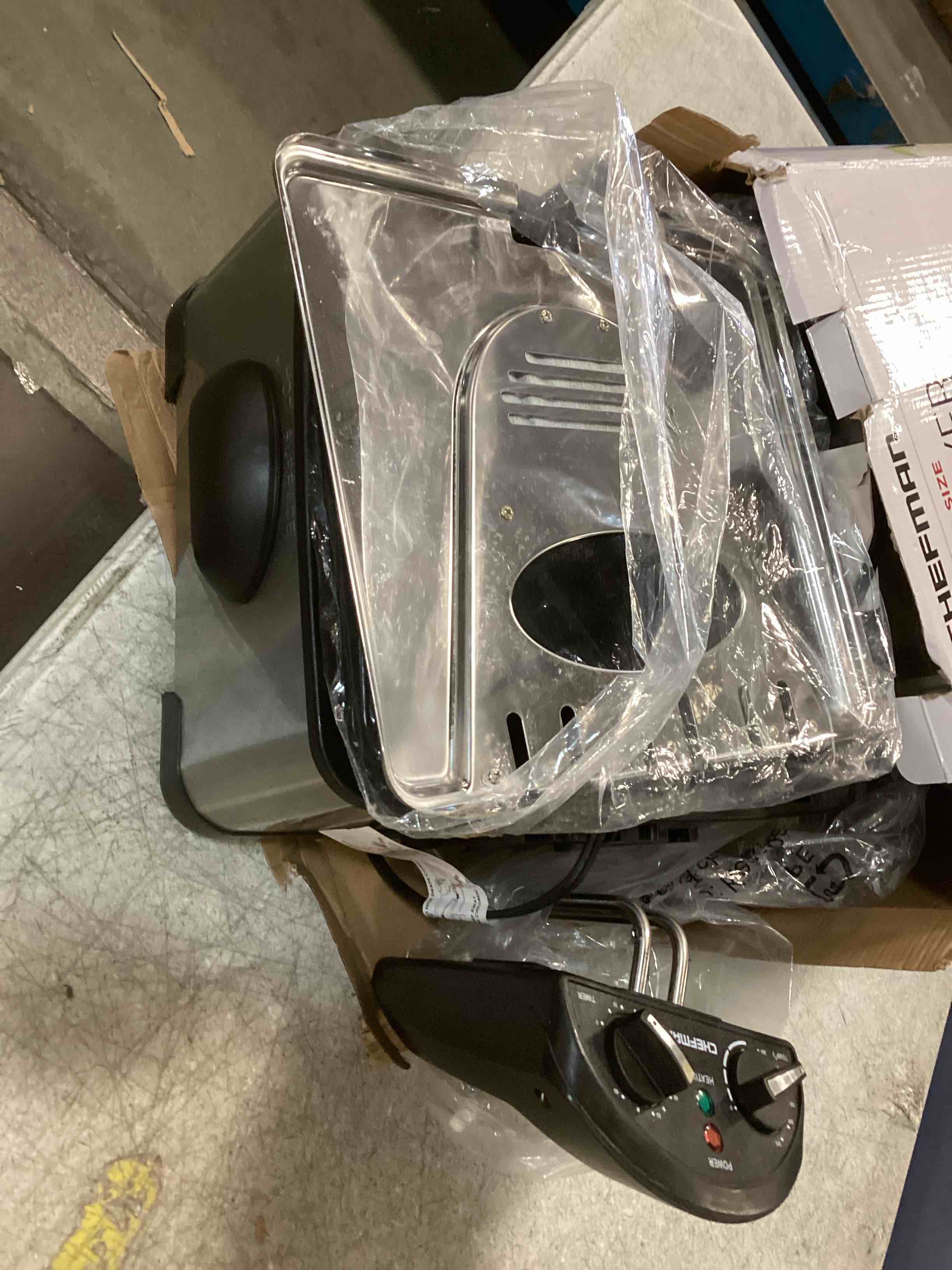 https://s3.amazonaws.com/lotting-images-prod/bidfta/PPE1901245_1737130883476.jpeg
