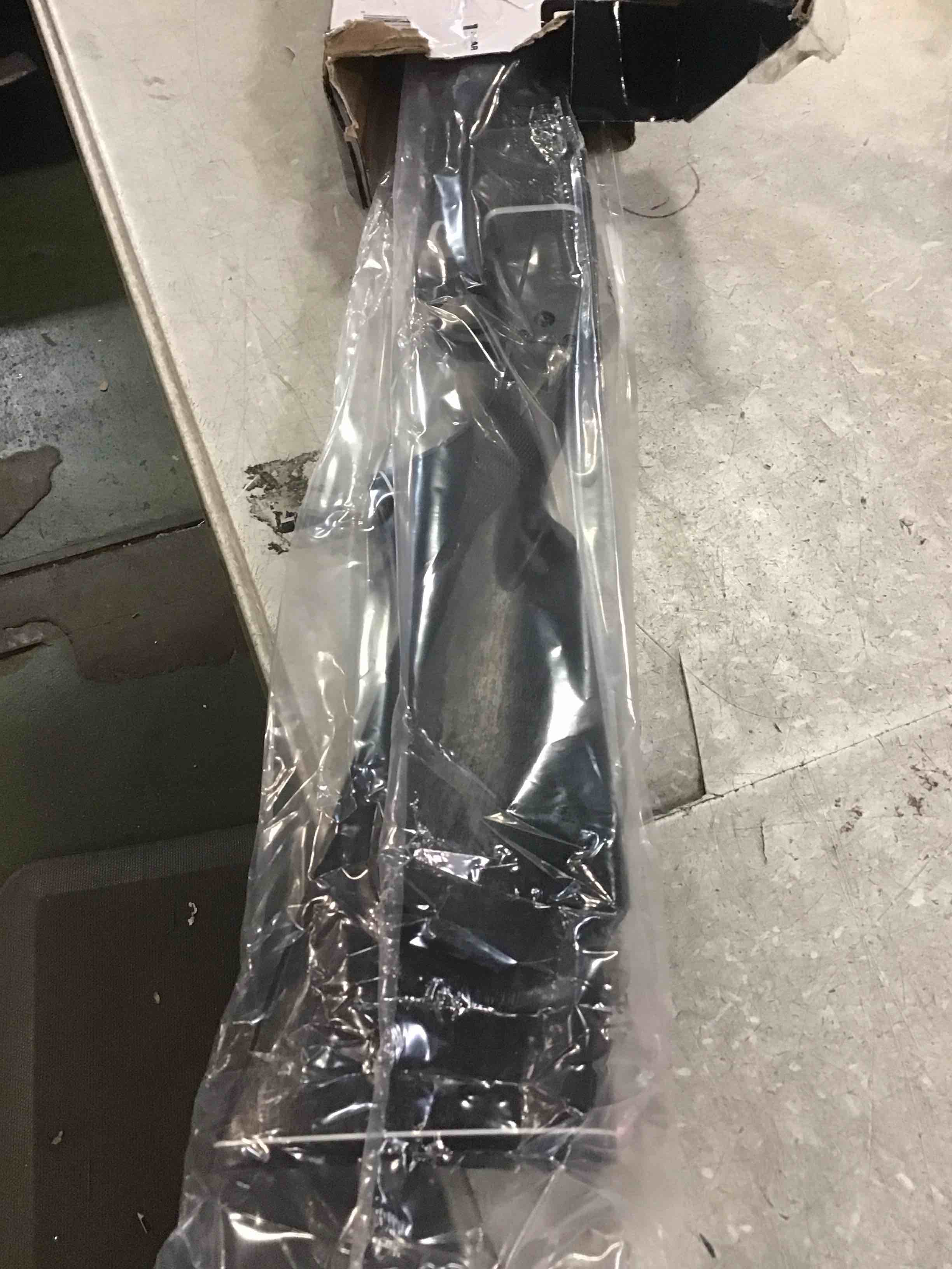 https://s3.amazonaws.com/lotting-images-prod/bidfta/PPE1901604_1737399844869.jpeg