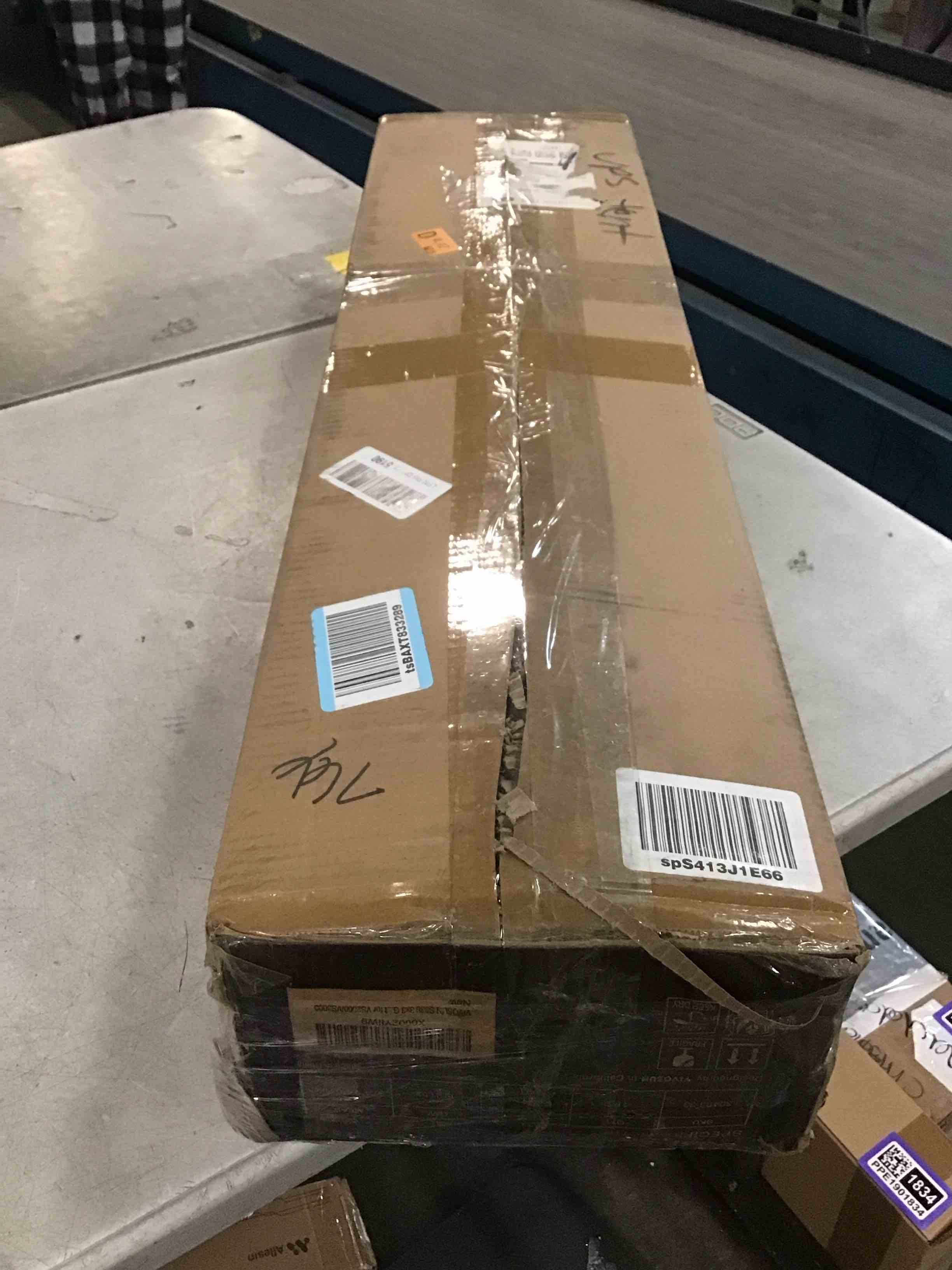 https://s3.amazonaws.com/lotting-images-prod/bidfta/PPE1901914_1737478843174.jpeg
