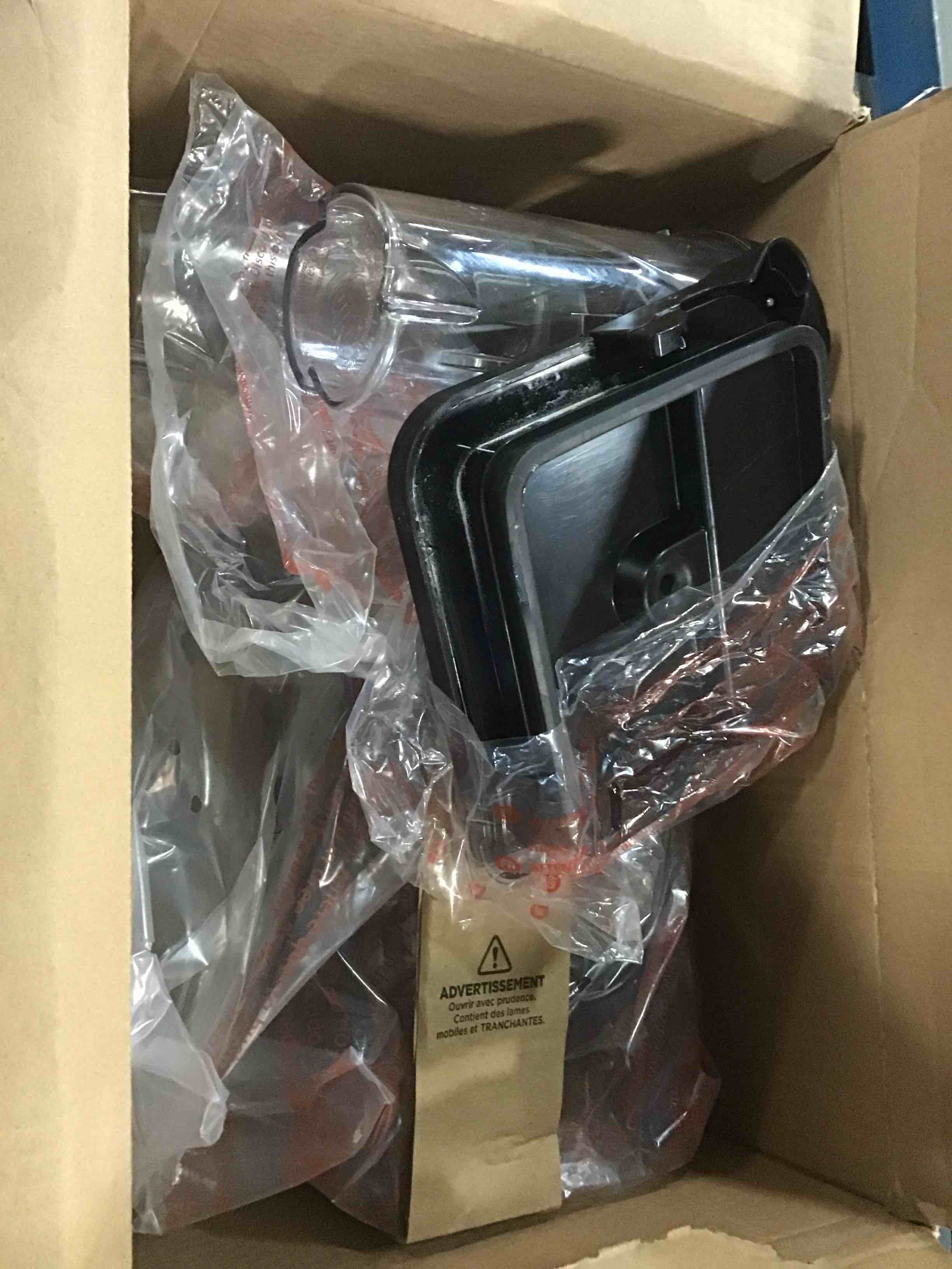 https://s3.amazonaws.com/lotting-images-prod/bidfta/PPE1902073_1737550179997.jpeg