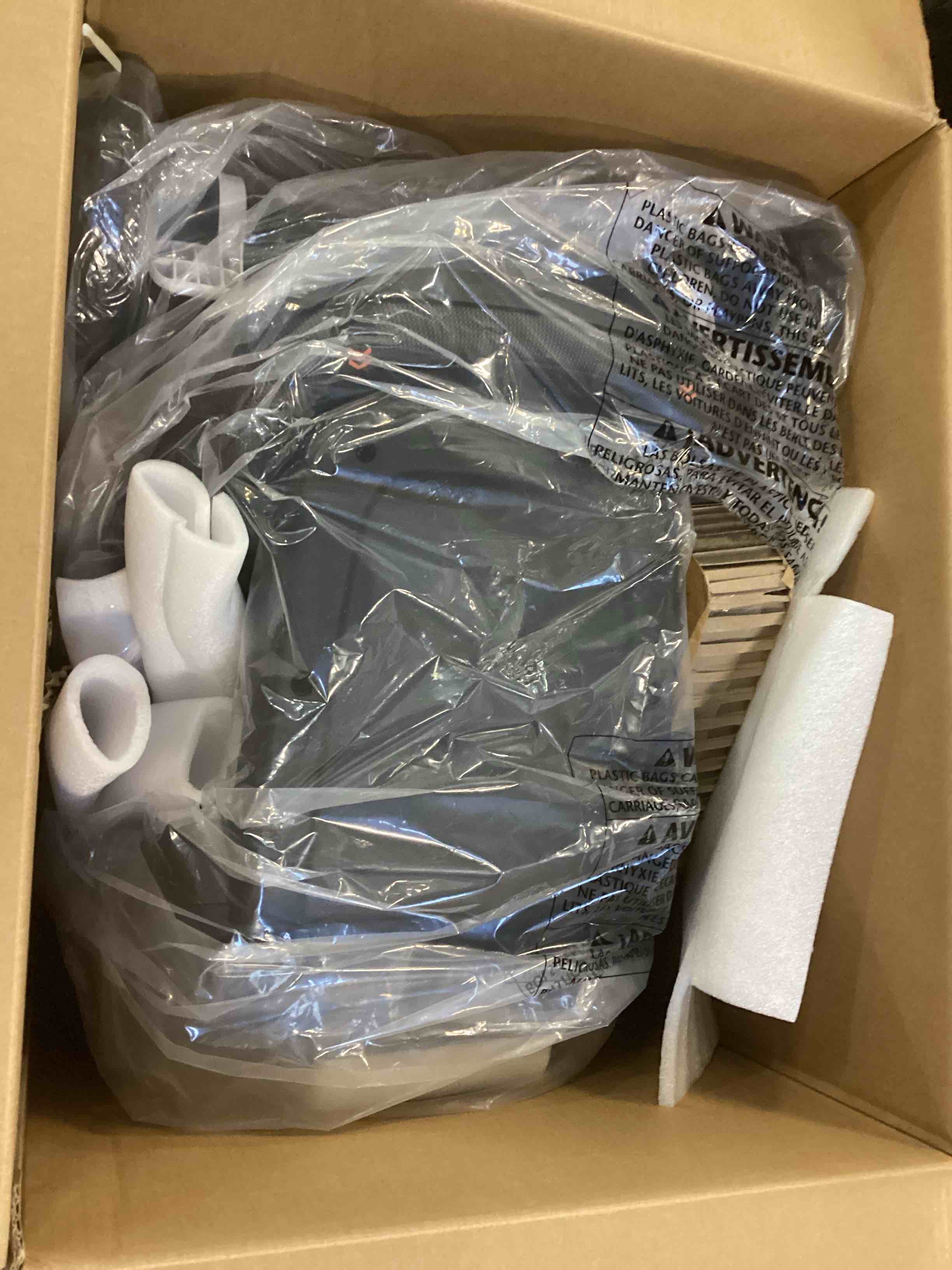 https://s3.amazonaws.com/lotting-images-prod/bidfta/PPE1902290_1737578796980.jpeg