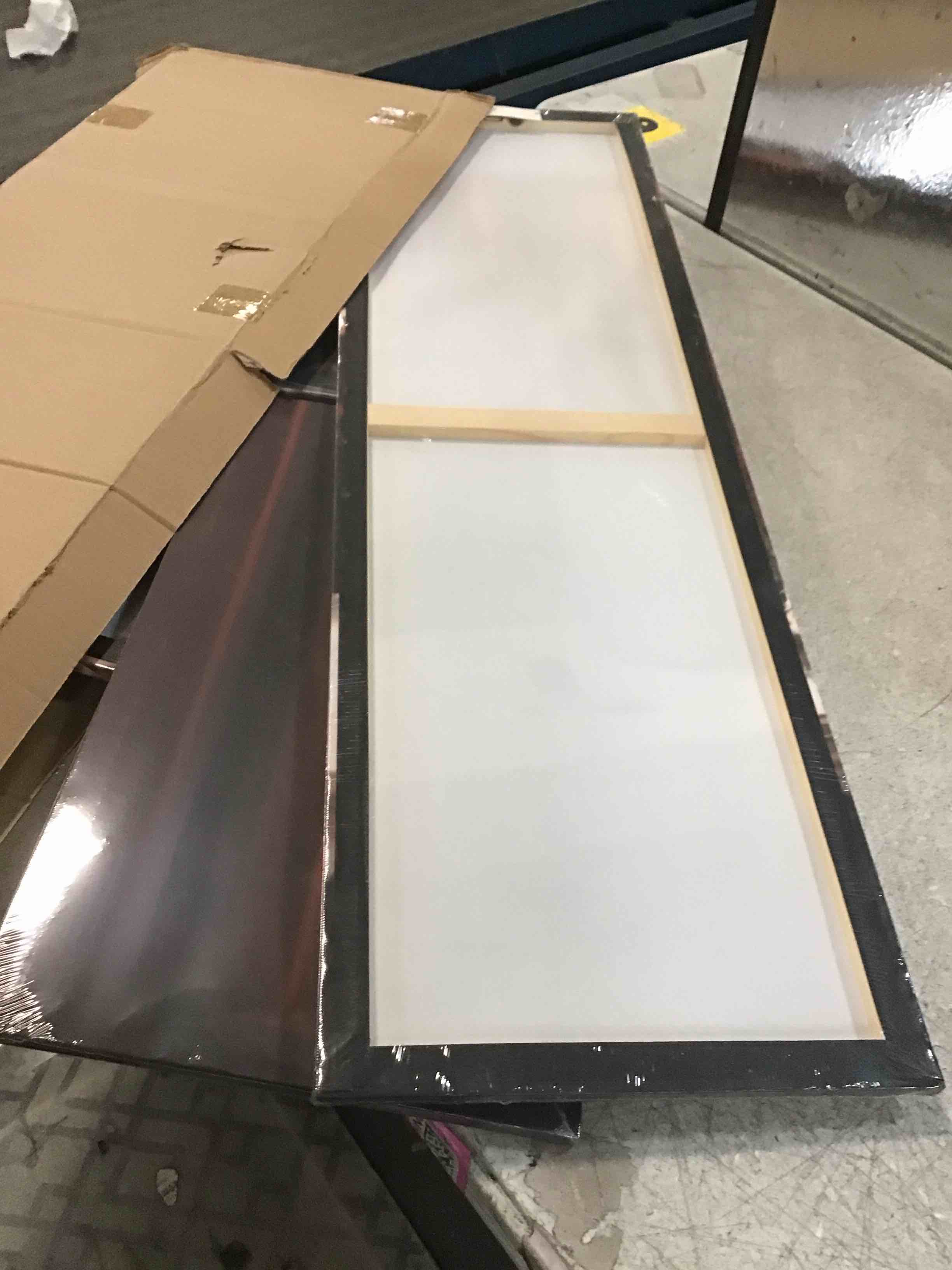 https://s3.amazonaws.com/lotting-images-prod/bidfta/PPE1902843_1737739646280.jpeg