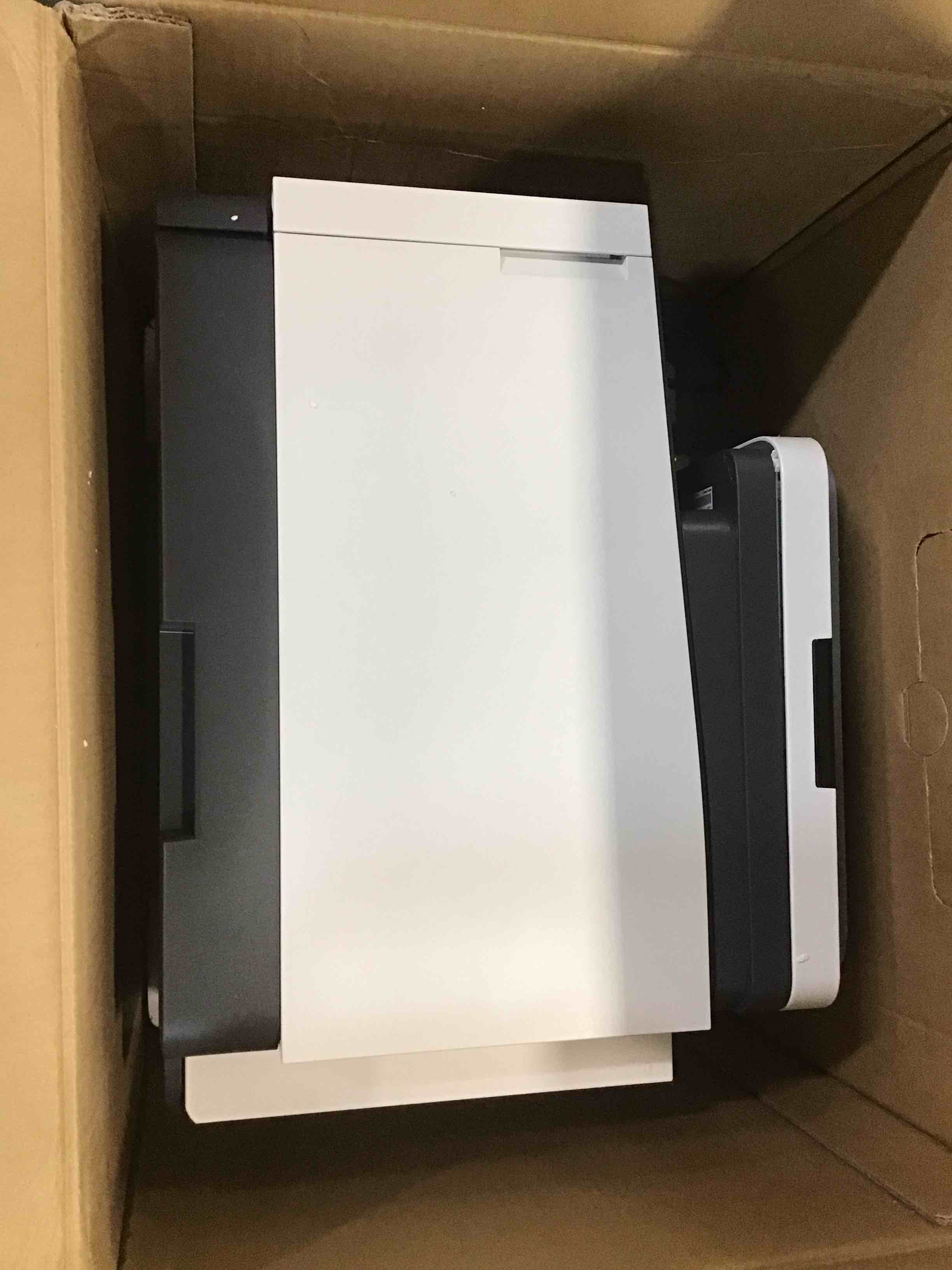 https://s3.amazonaws.com/lotting-images-prod/bidfta/PPE1902854_1737744302456.jpeg