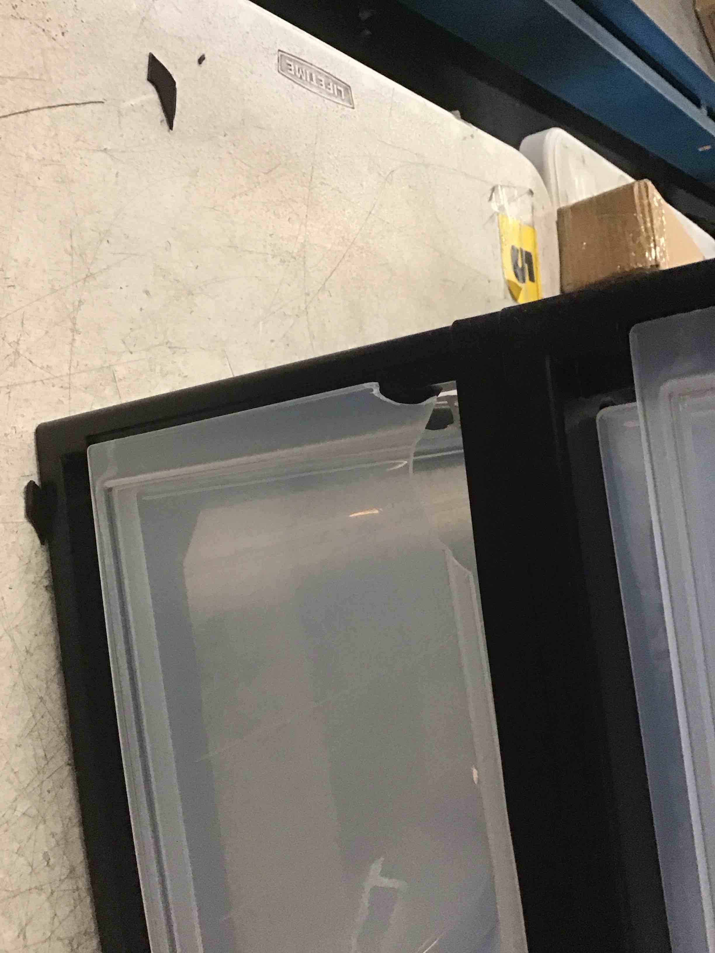https://s3.amazonaws.com/lotting-images-prod/bidfta/PPE1902876_1737748582247.jpeg