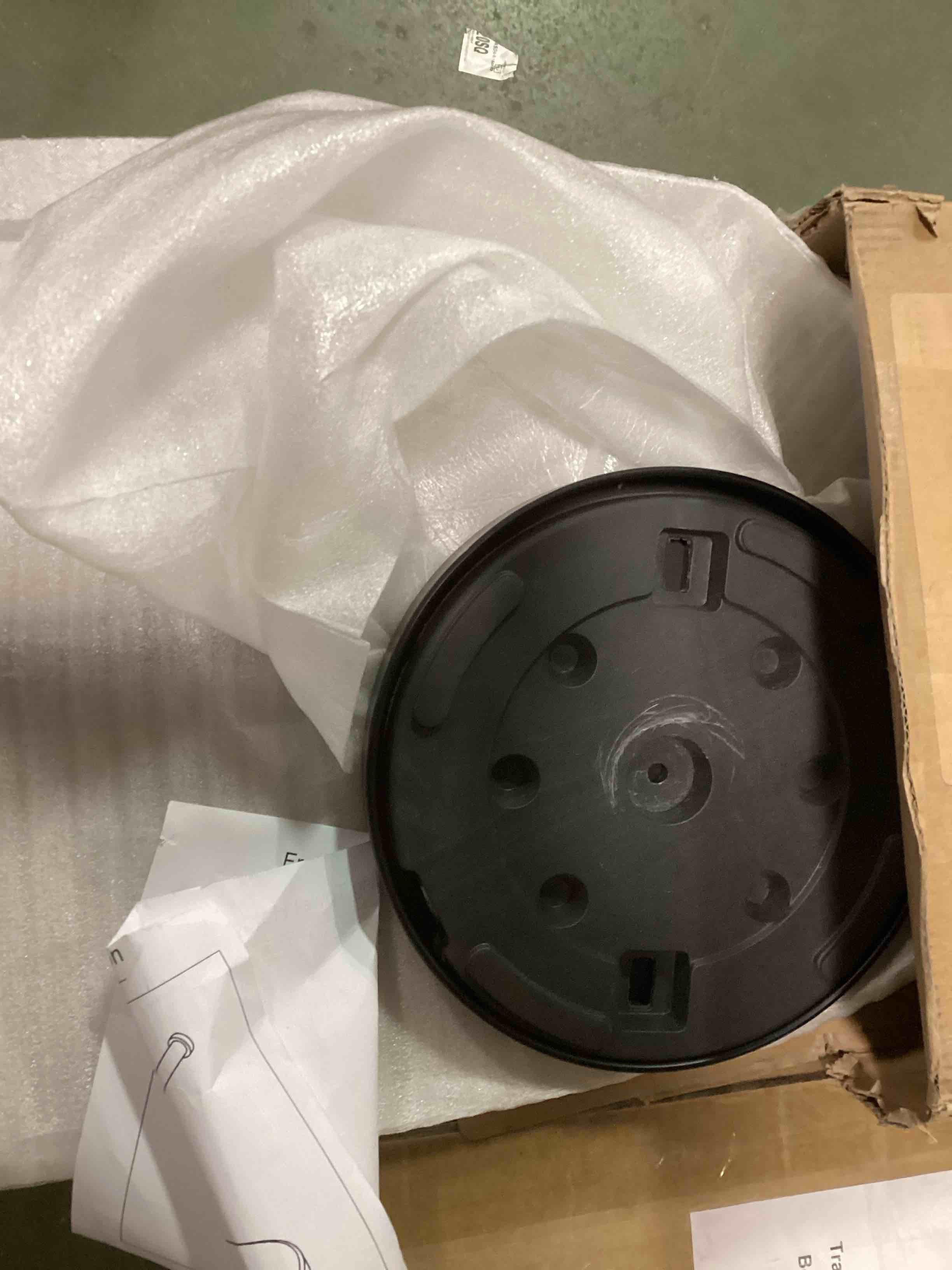 https://s3.amazonaws.com/lotting-images-prod/bidfta/PPE1903079_1735676822776.jpeg