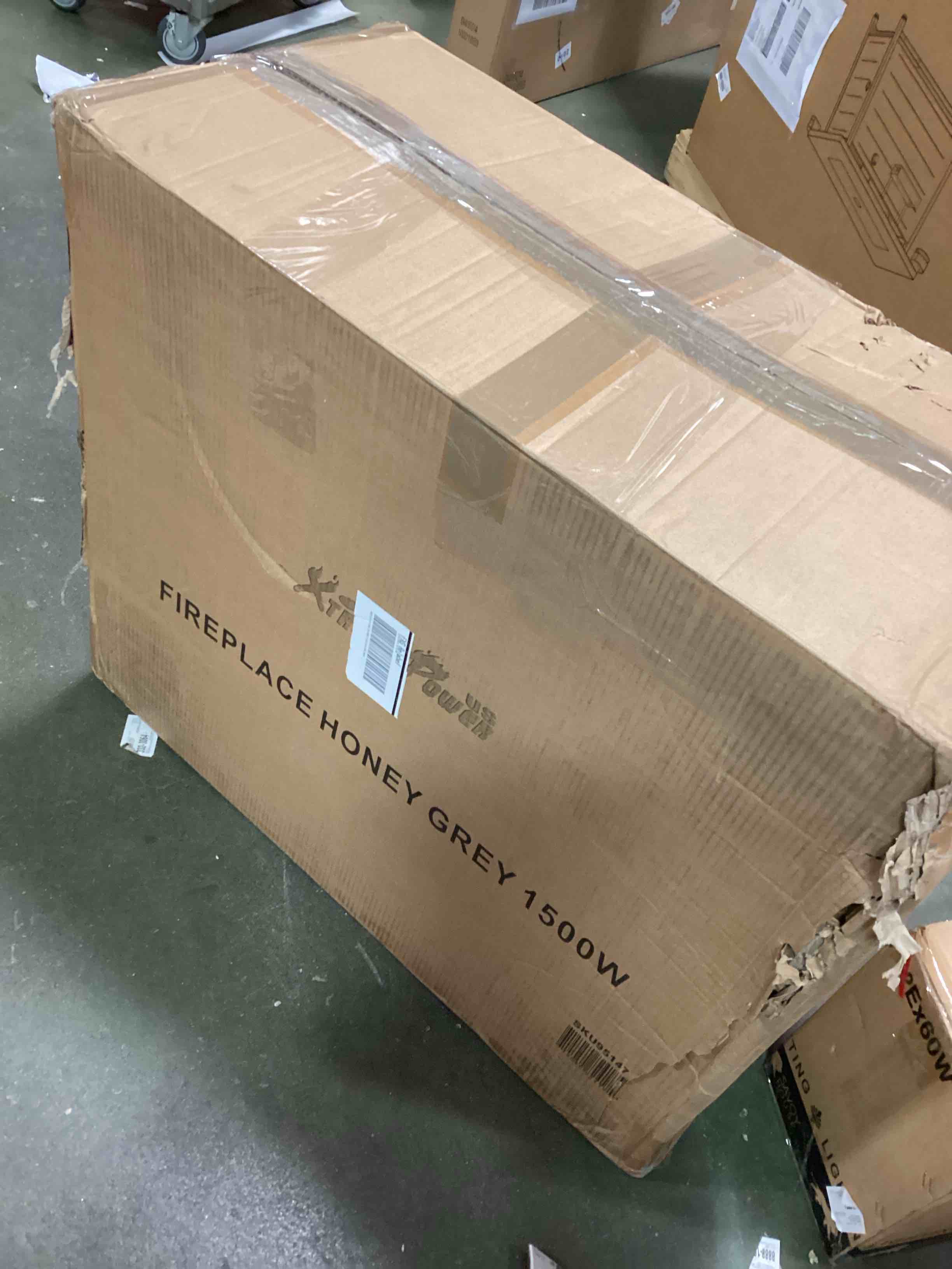 https://s3.amazonaws.com/lotting-images-prod/bidfta/PPE1903394_1735936968412.jpeg