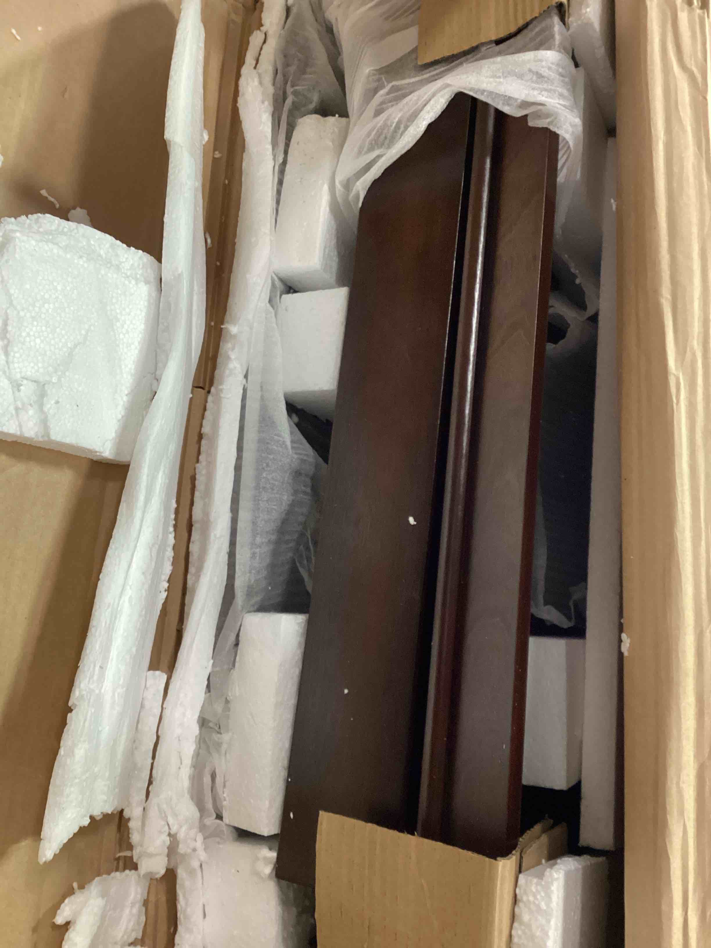 https://s3.amazonaws.com/lotting-images-prod/bidfta/PPE1903484_1736359026583.jpeg