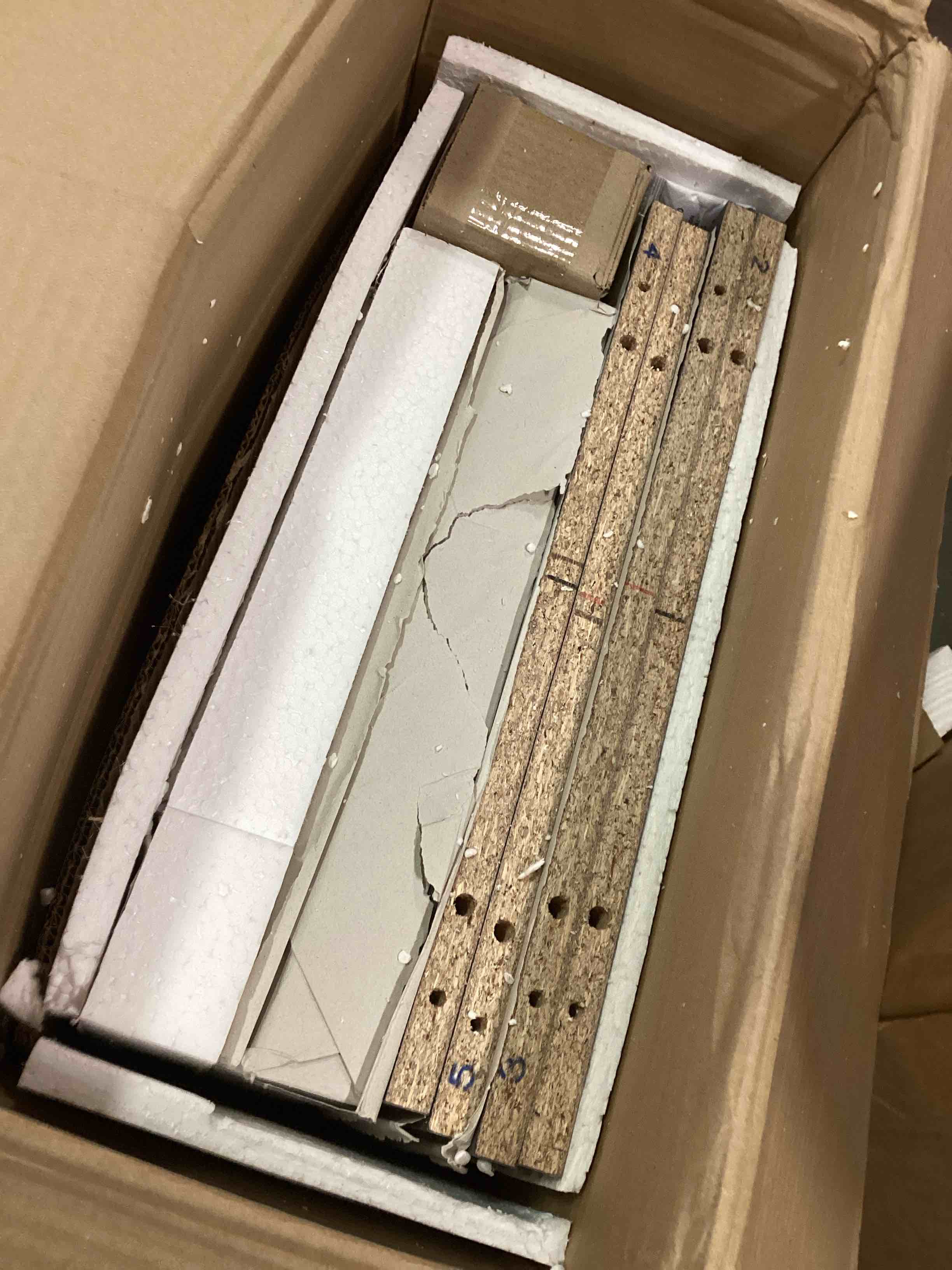 https://s3.amazonaws.com/lotting-images-prod/bidfta/PPE1904068_1736952427908.jpeg