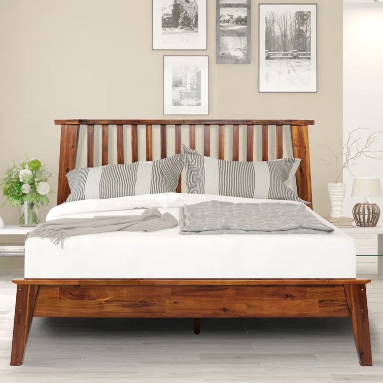 Kaylin Solid Wood Bed Frame with Headboard (Queen Size )