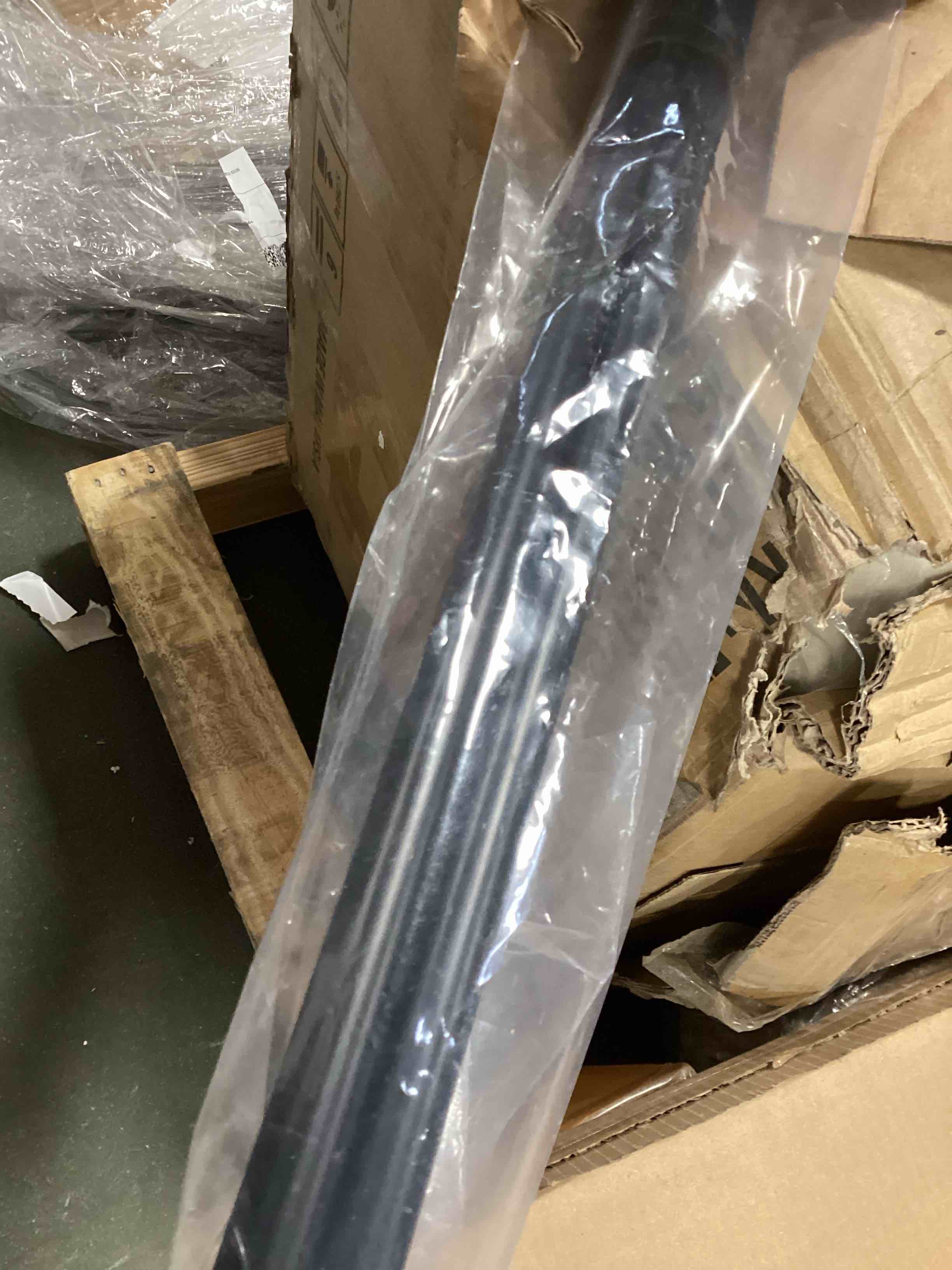 https://s3.amazonaws.com/lotting-images-prod/bidfta/PPE1905441_1738260833313.jpeg