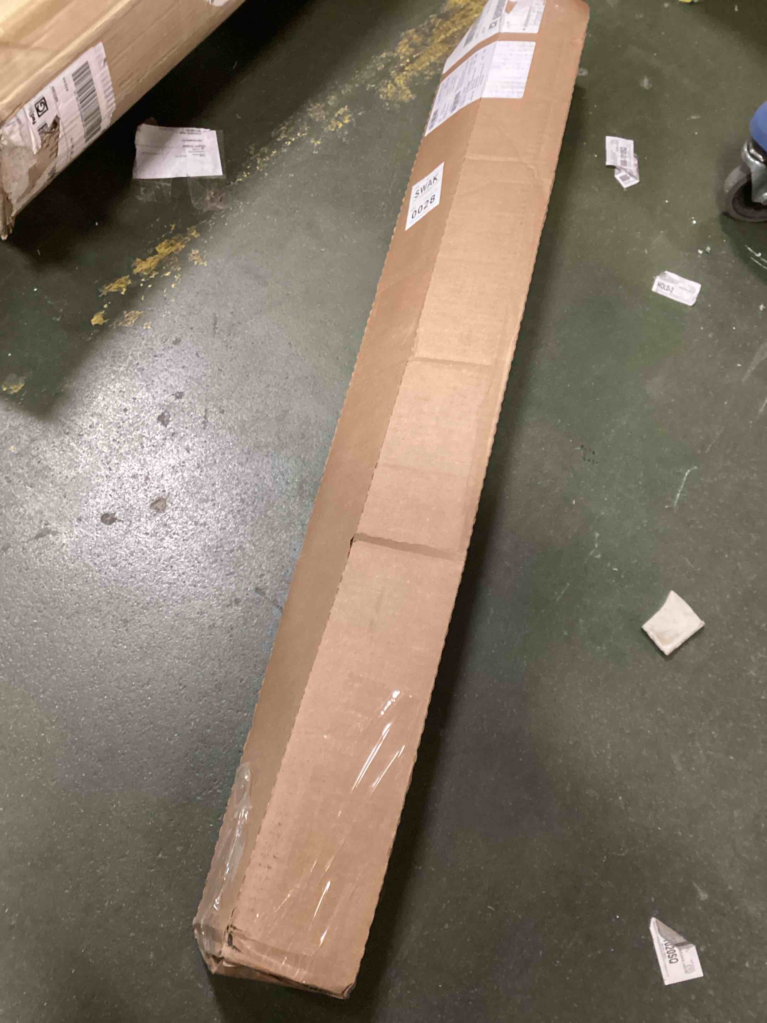 https://s3.amazonaws.com/lotting-images-prod/bidfta/PPE1905441_1738260882796.jpeg