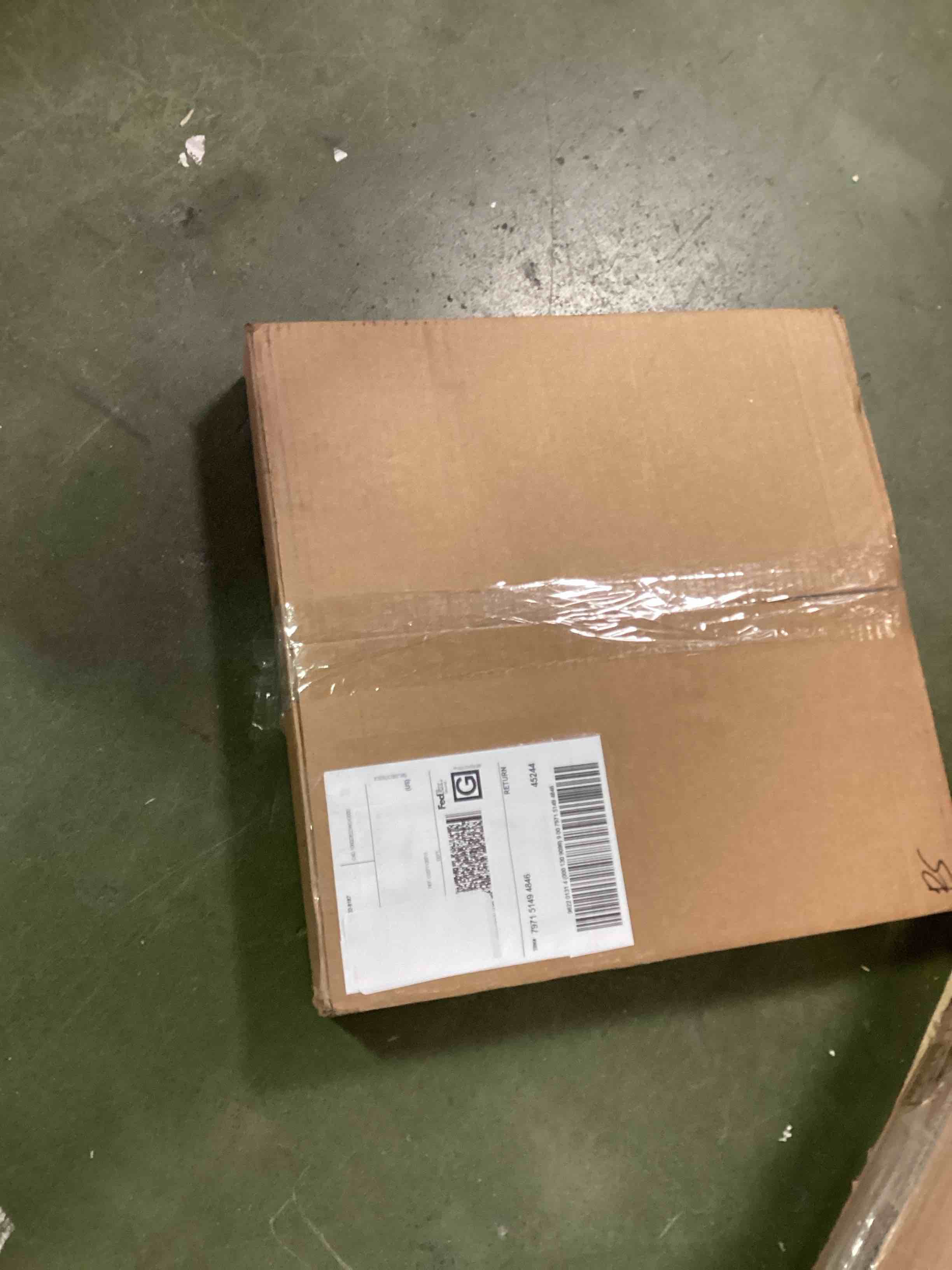 https://s3.amazonaws.com/lotting-images-prod/bidfta/PPE1905850_1738777335503.jpeg
