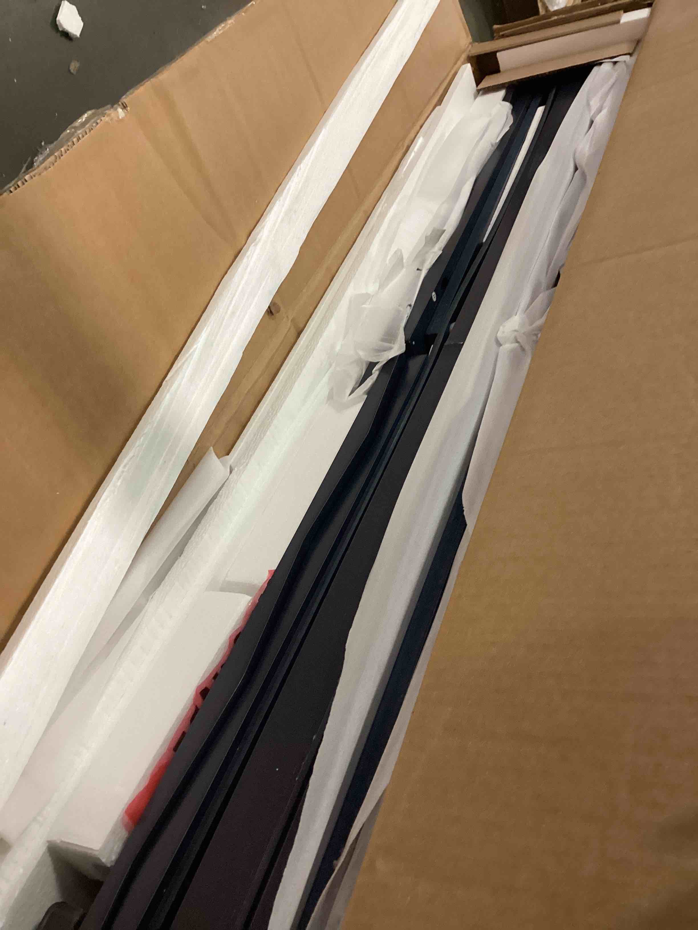 https://s3.amazonaws.com/lotting-images-prod/bidfta/PPE1906013_1734017669978.jpeg