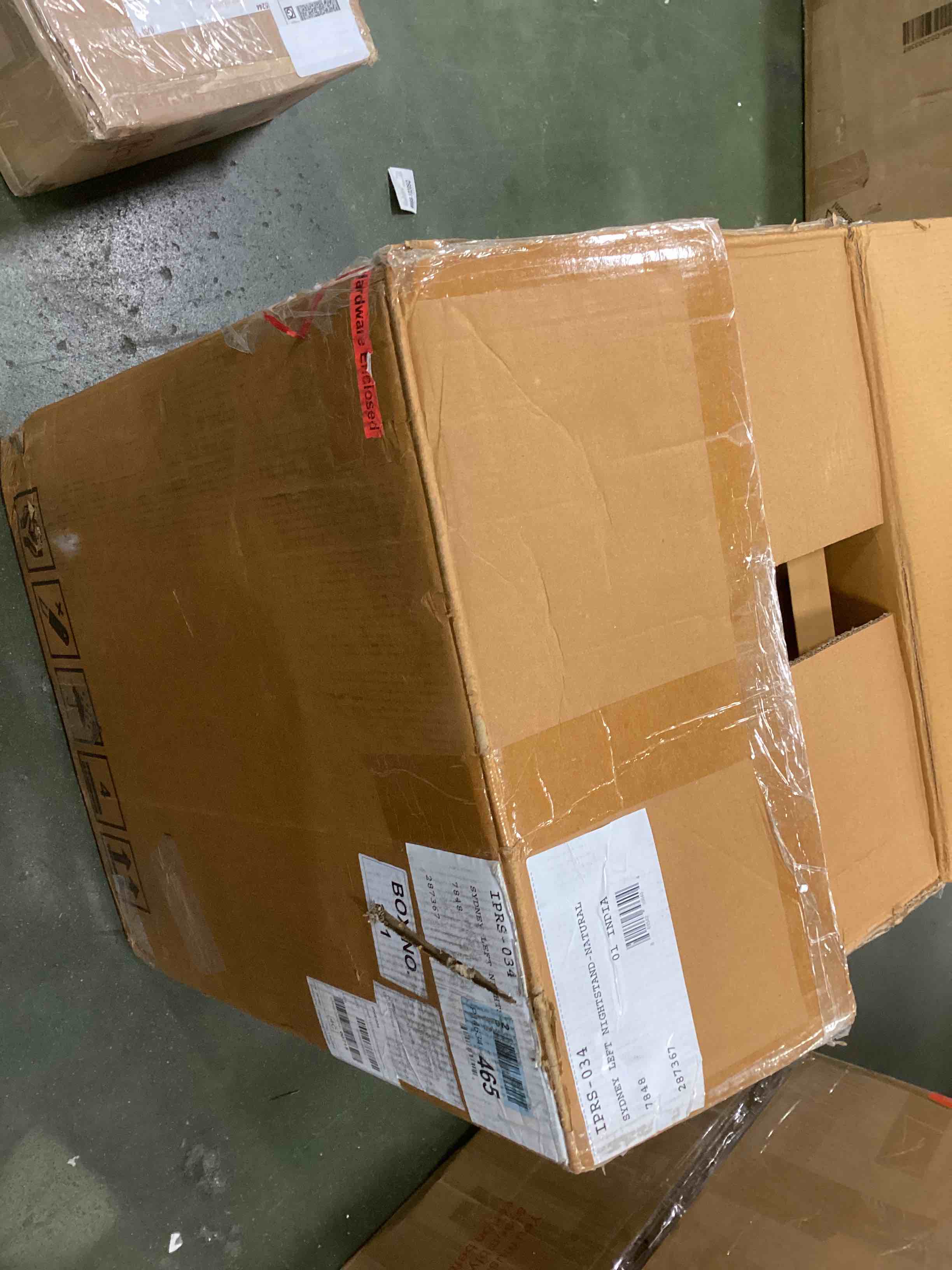 https://s3.amazonaws.com/lotting-images-prod/bidfta/PPE1906369_1734528446686.jpeg