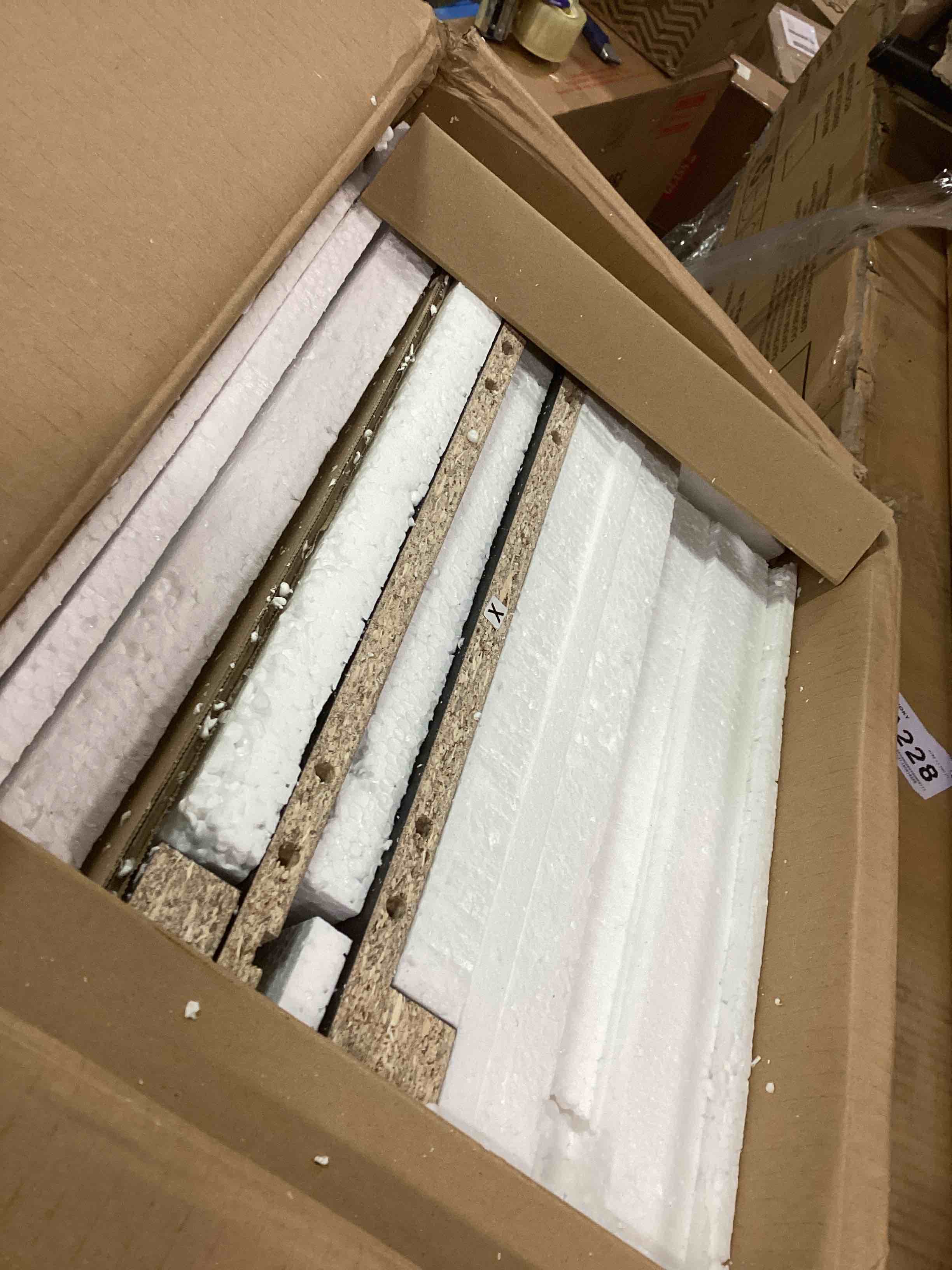 https://s3.amazonaws.com/lotting-images-prod/bidfta/PPE1906574_1734699632606.jpeg