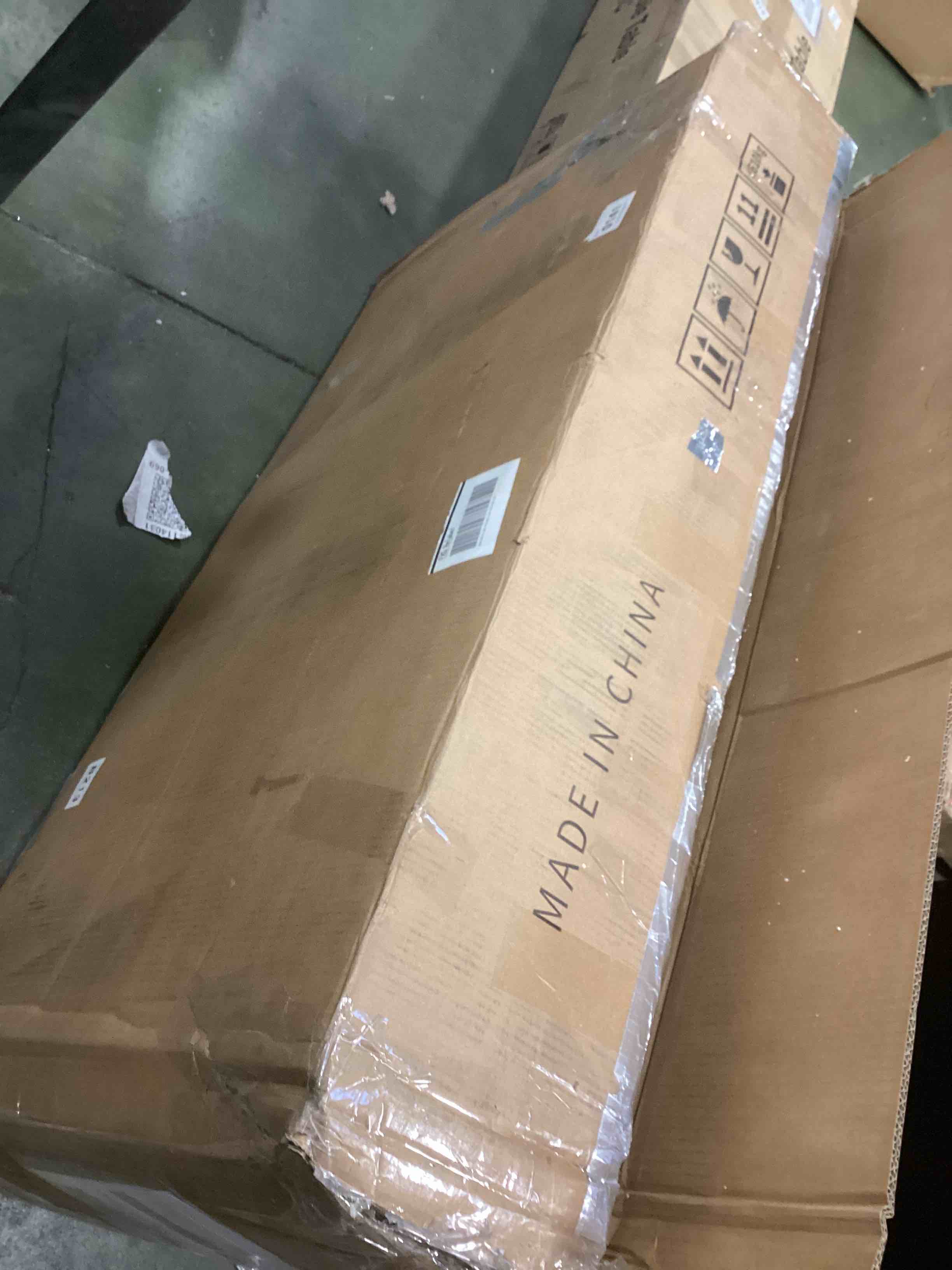 https://s3.amazonaws.com/lotting-images-prod/bidfta/PPE1906961_1735824171842.jpeg